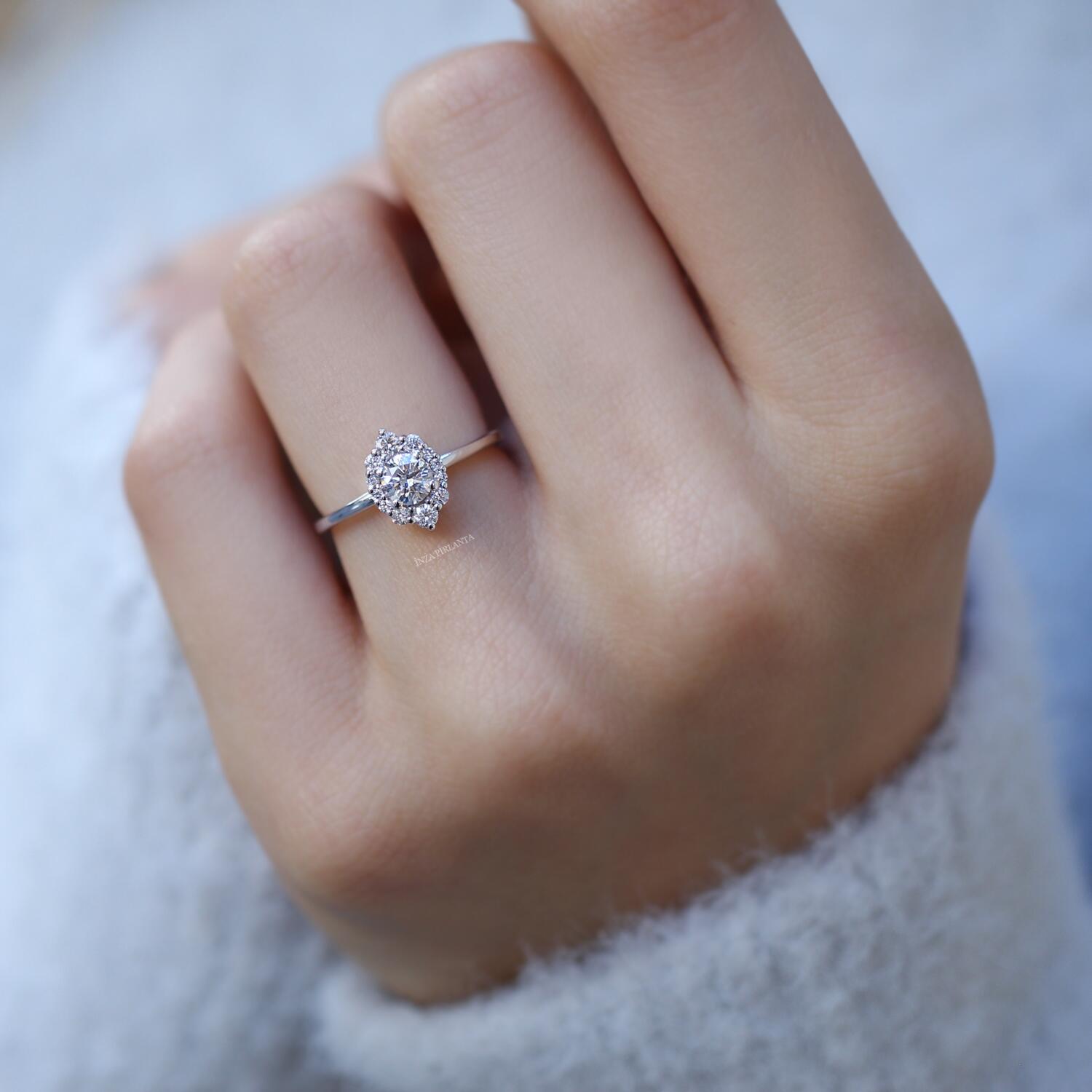 0.50 Karat Vintage Lina Design Diamantring