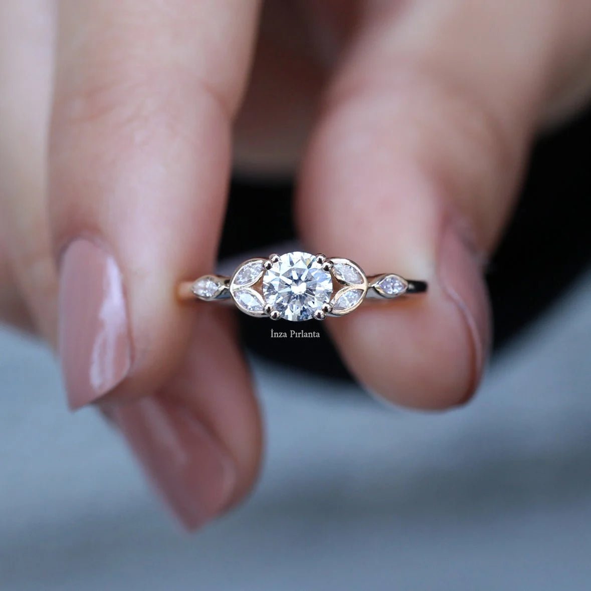 0.65 Karat Vintage Design Marquise Diamantring