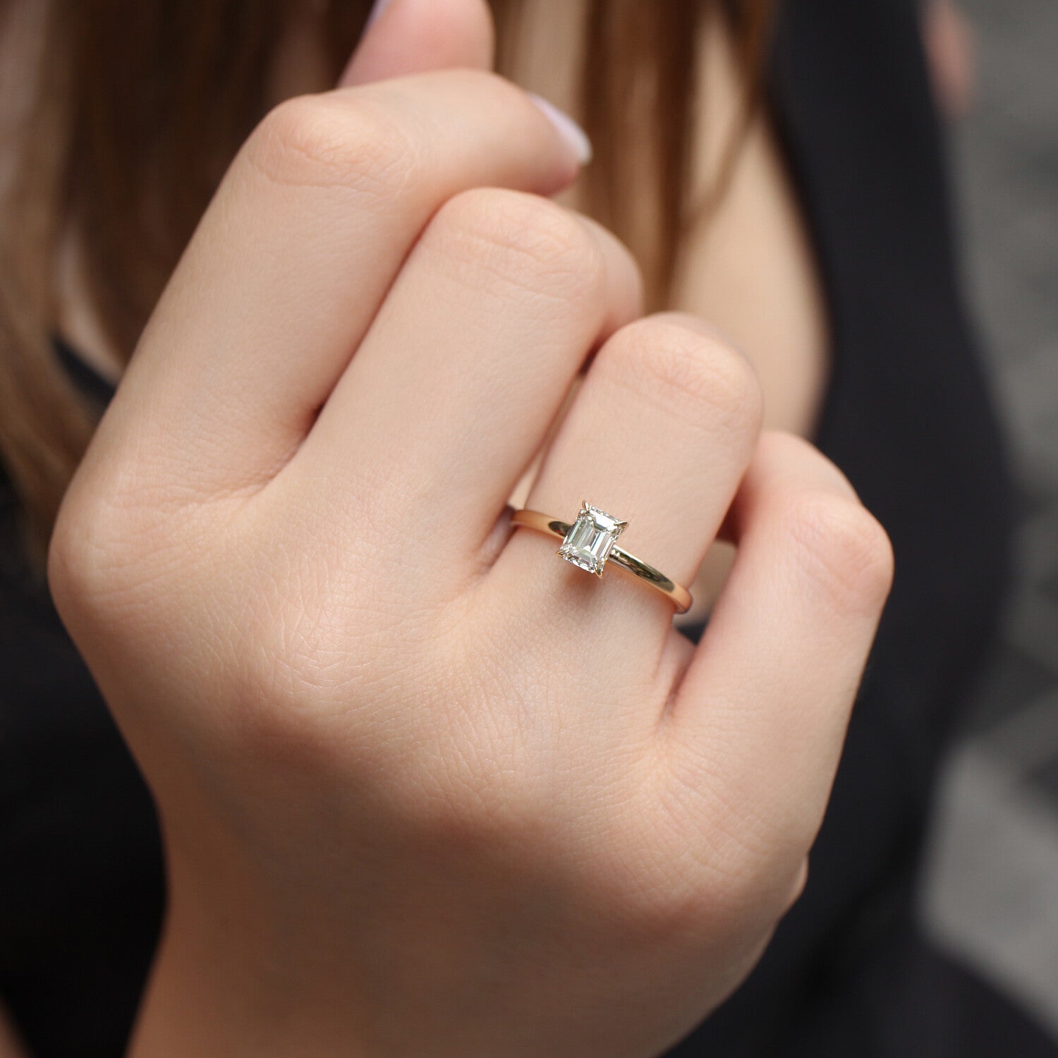 0.70 Karat F SI2 GIA Sertifikalı Emerald Pırlanta Tektaş Yüzük