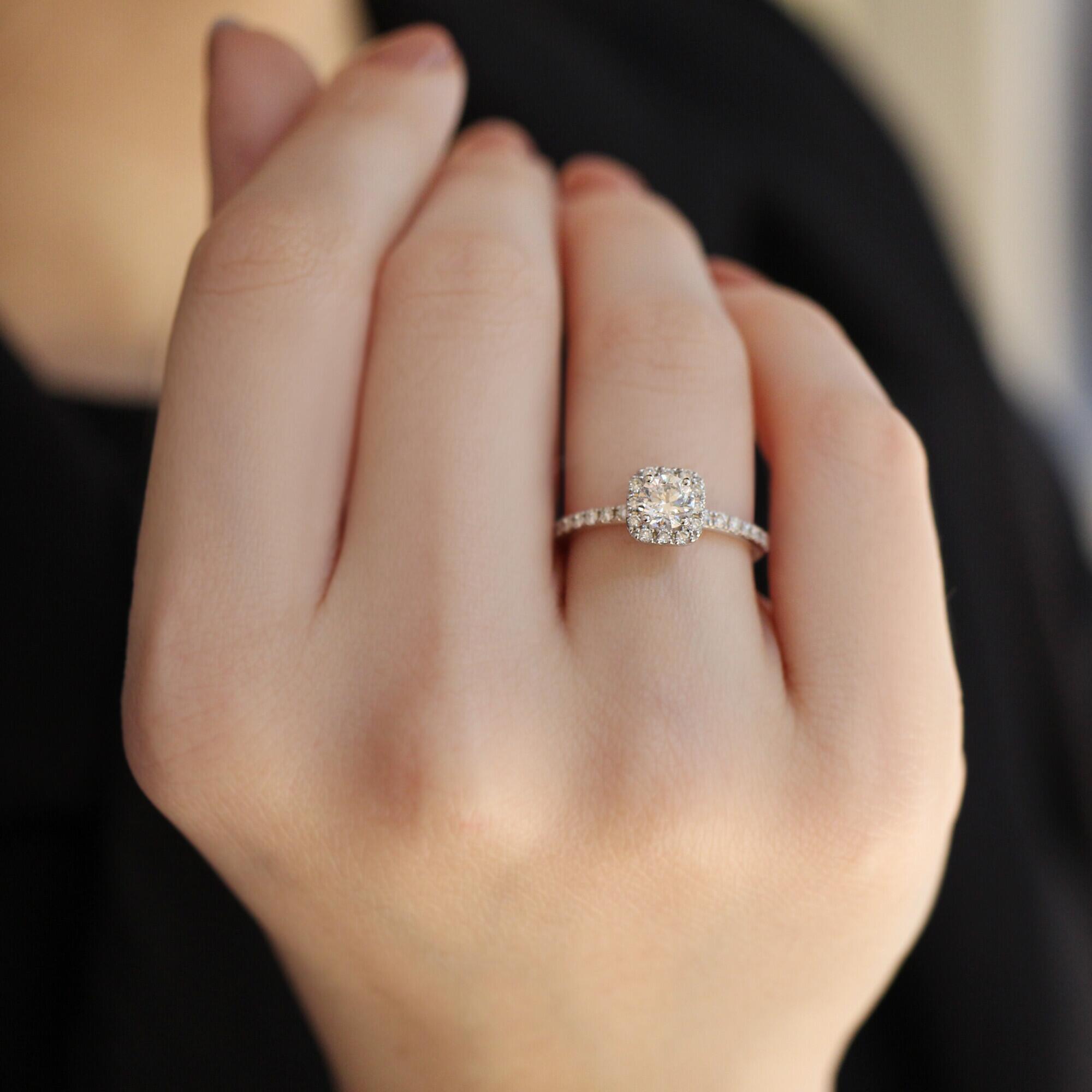 0.75 Karat Diamantring nach Maß