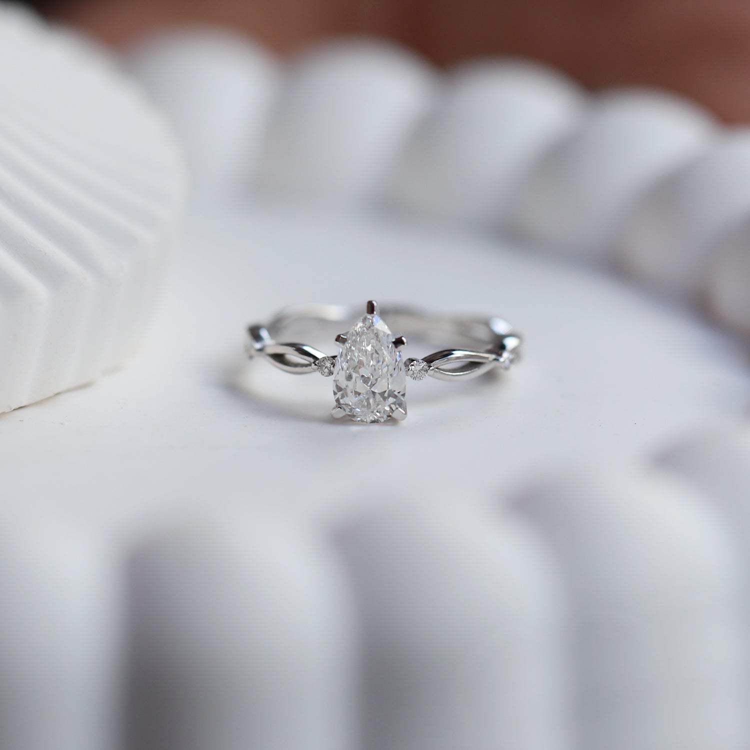 0.75 Carat H SI2 HRD Certified Nina Design Teardrop Diamond Ring