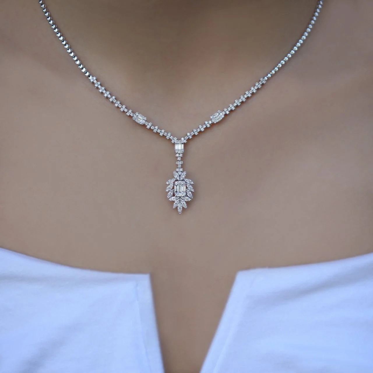 1.80 Karat speziell angefertigtes Diamant-Collier