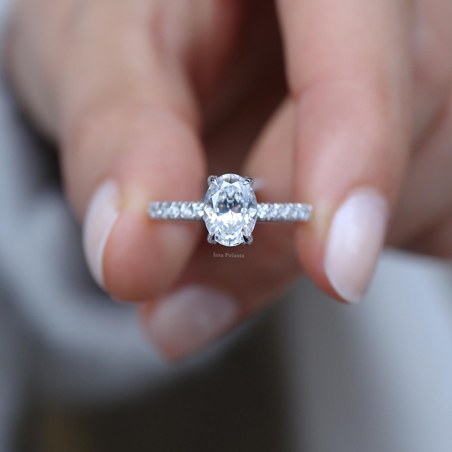 White Topaz & Diamond Solitaire Ring