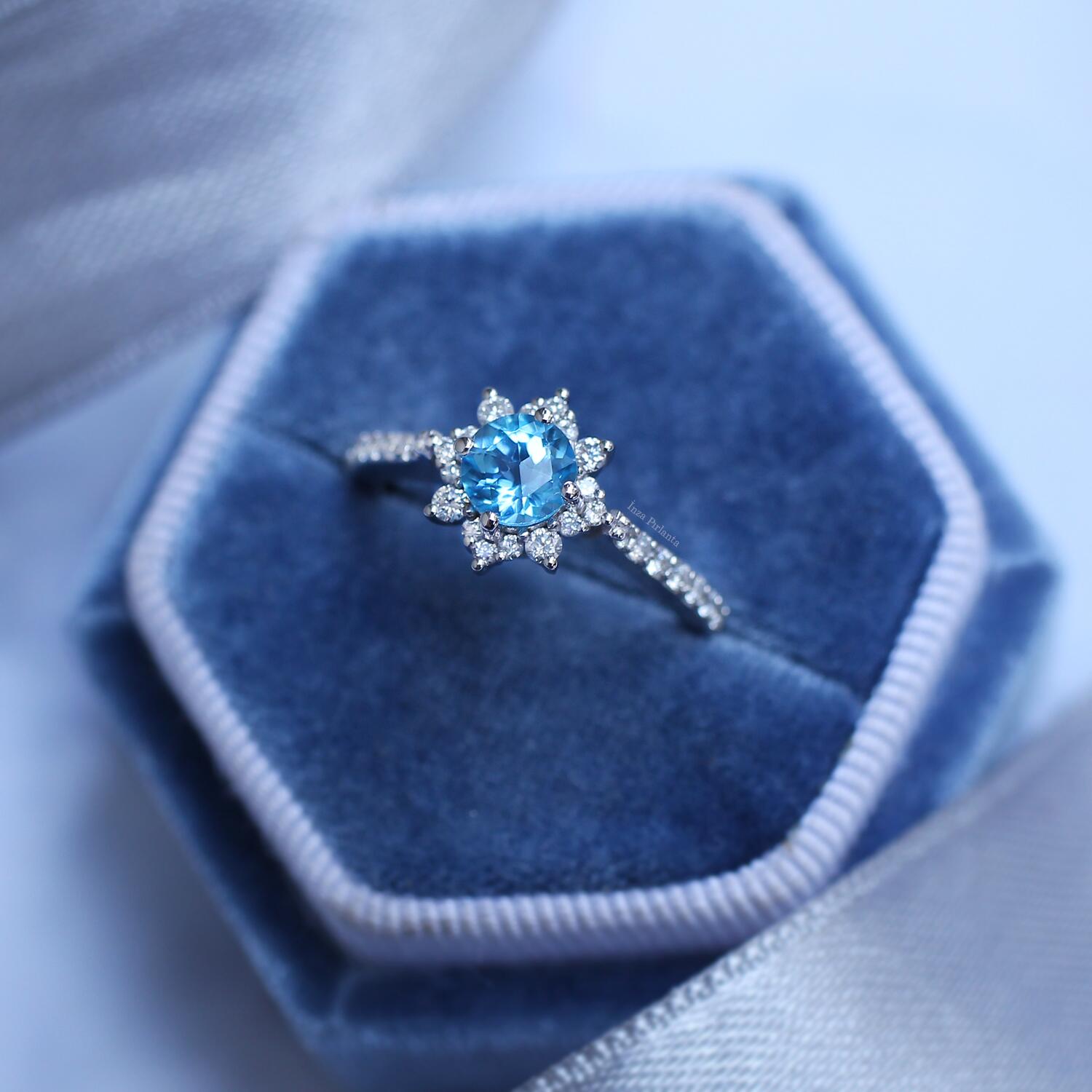 Vintage Snowflake Blue Topaz & Diamond Ring