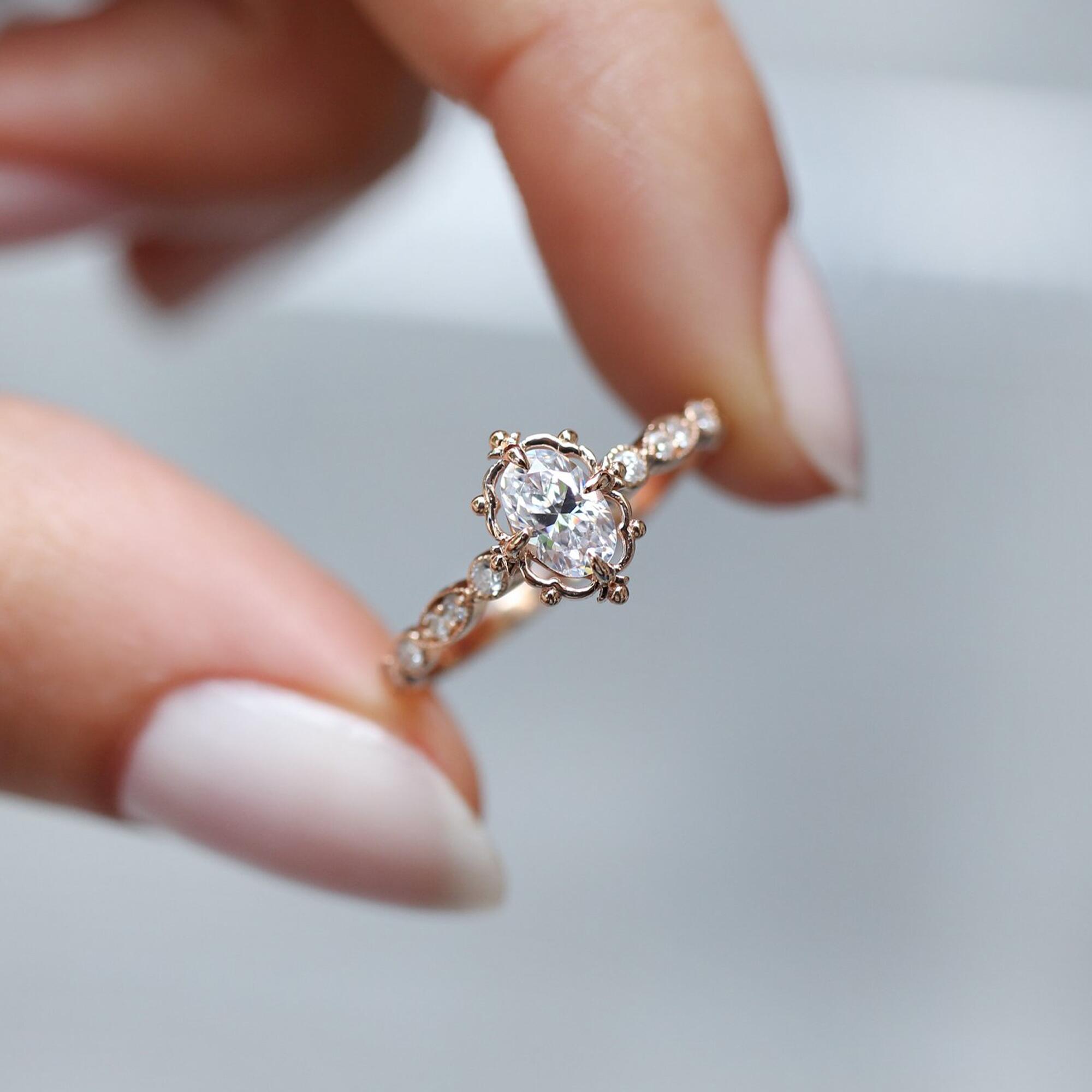 Vintage Aria White Topaz & Diamond Ring