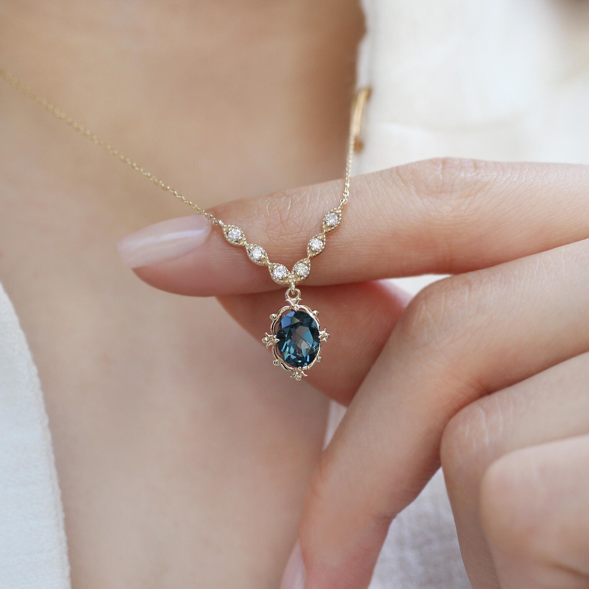 Vintage Aria Diamond & London Blue Necklace