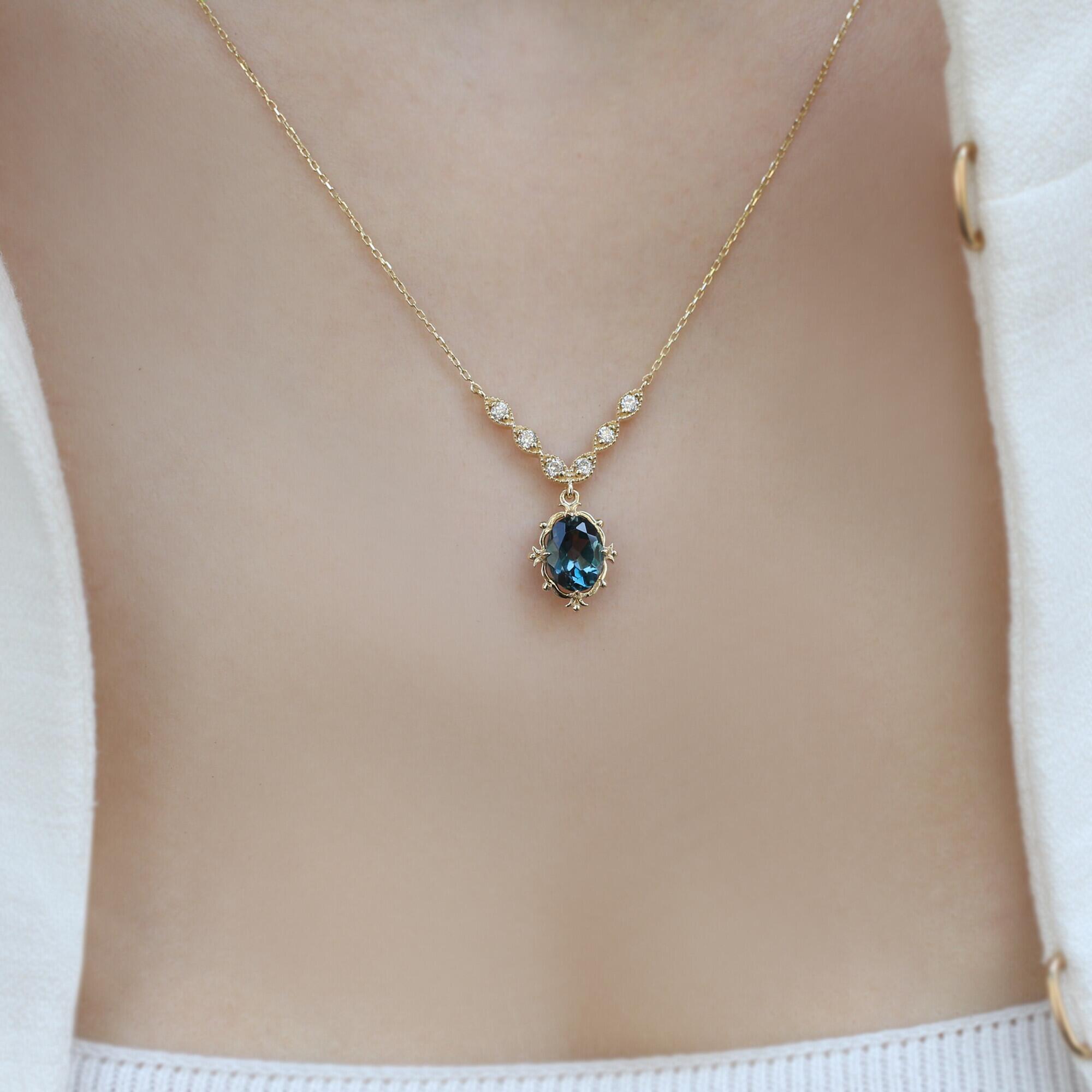 Vintage Aria Diamond & London Blue Necklace