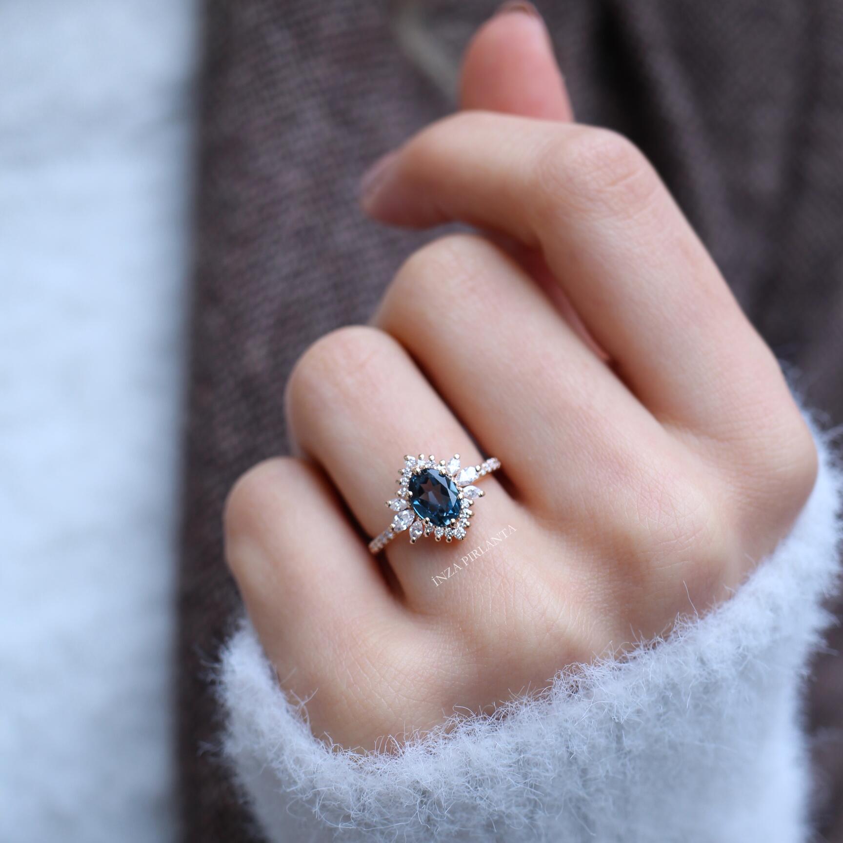 Vintage Artemis London Blue & Diamond Ring