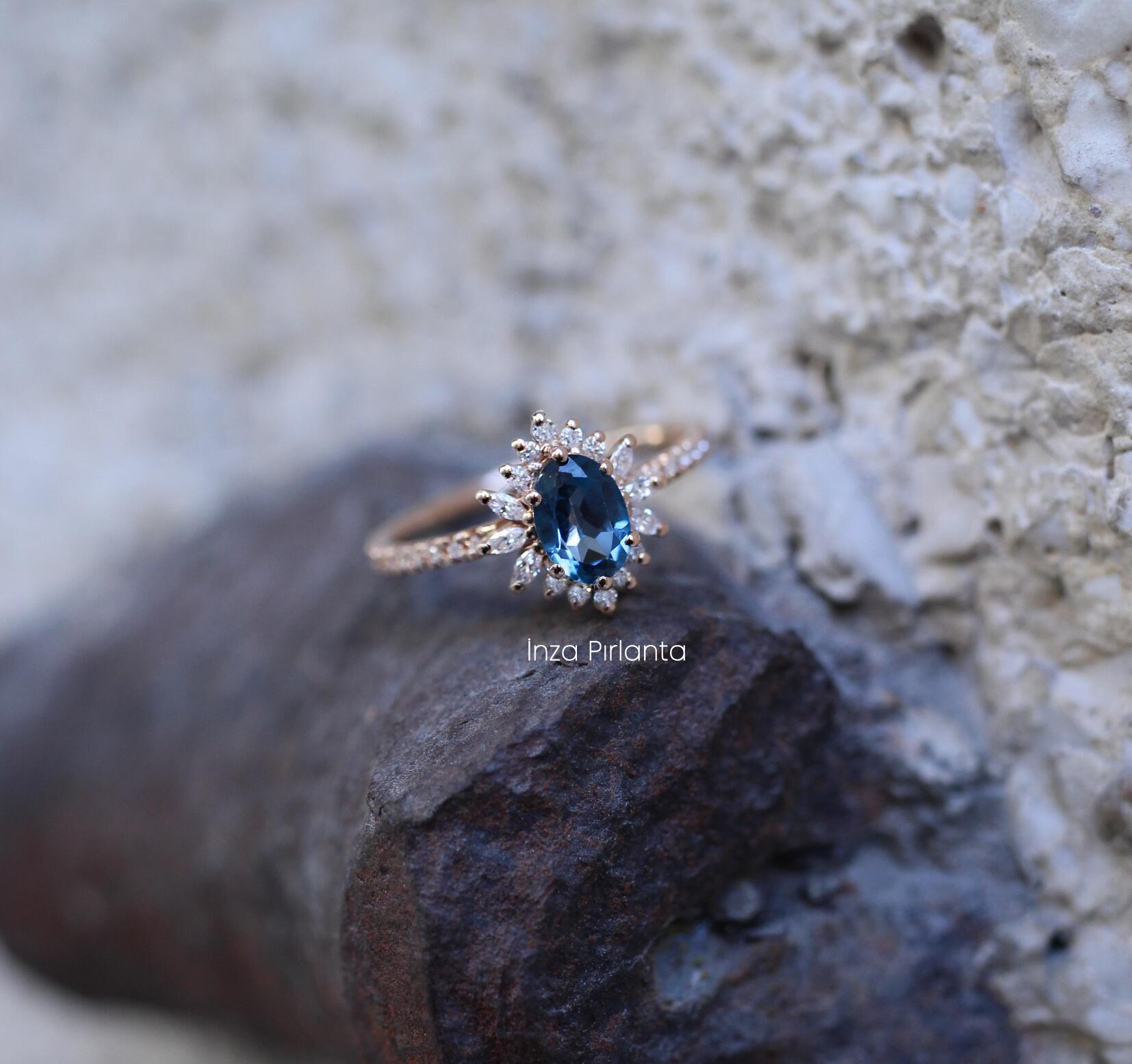 Vintage Hera London Blue & Diamond Ring