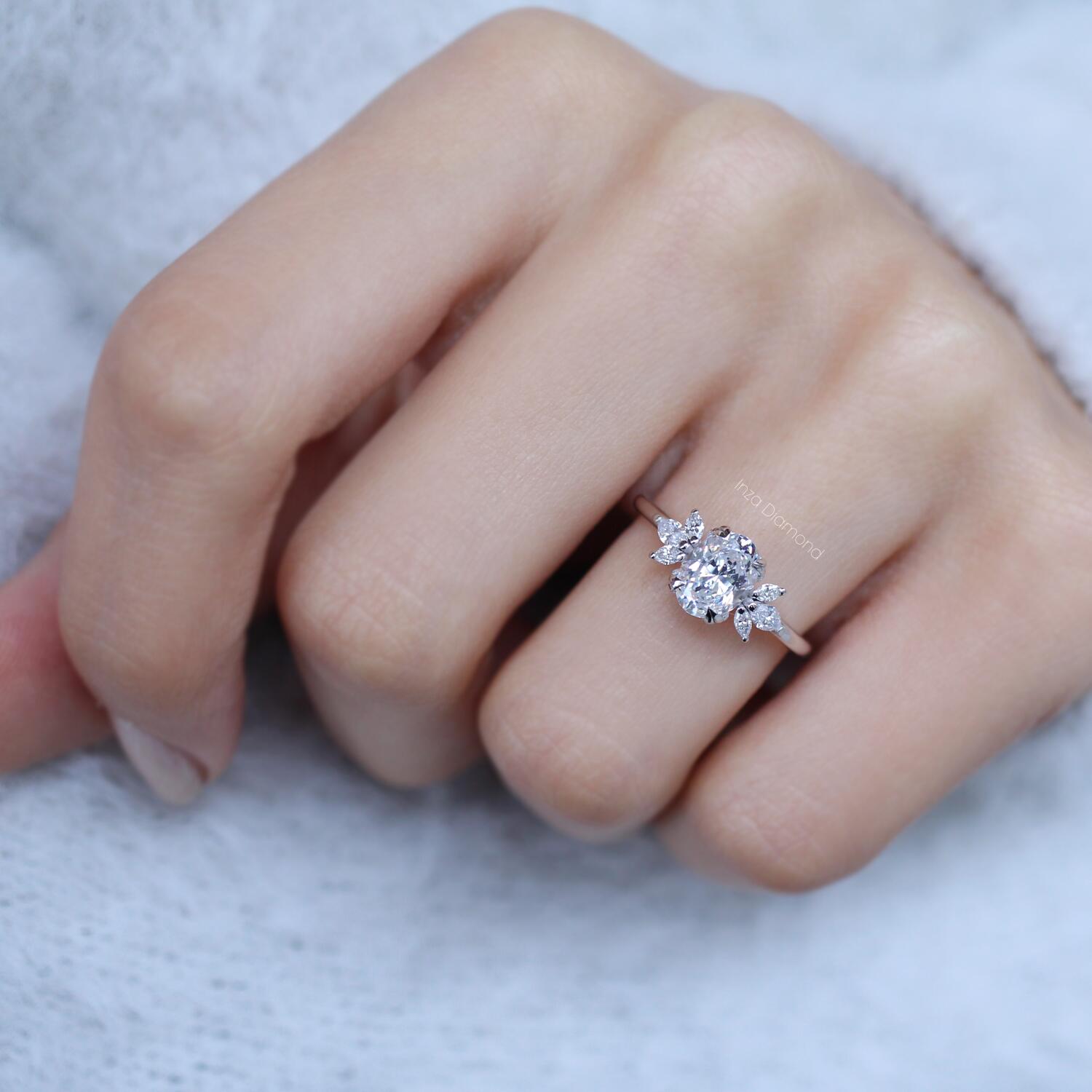 Vintage Lotus Weiß Topas & Diamant Ring