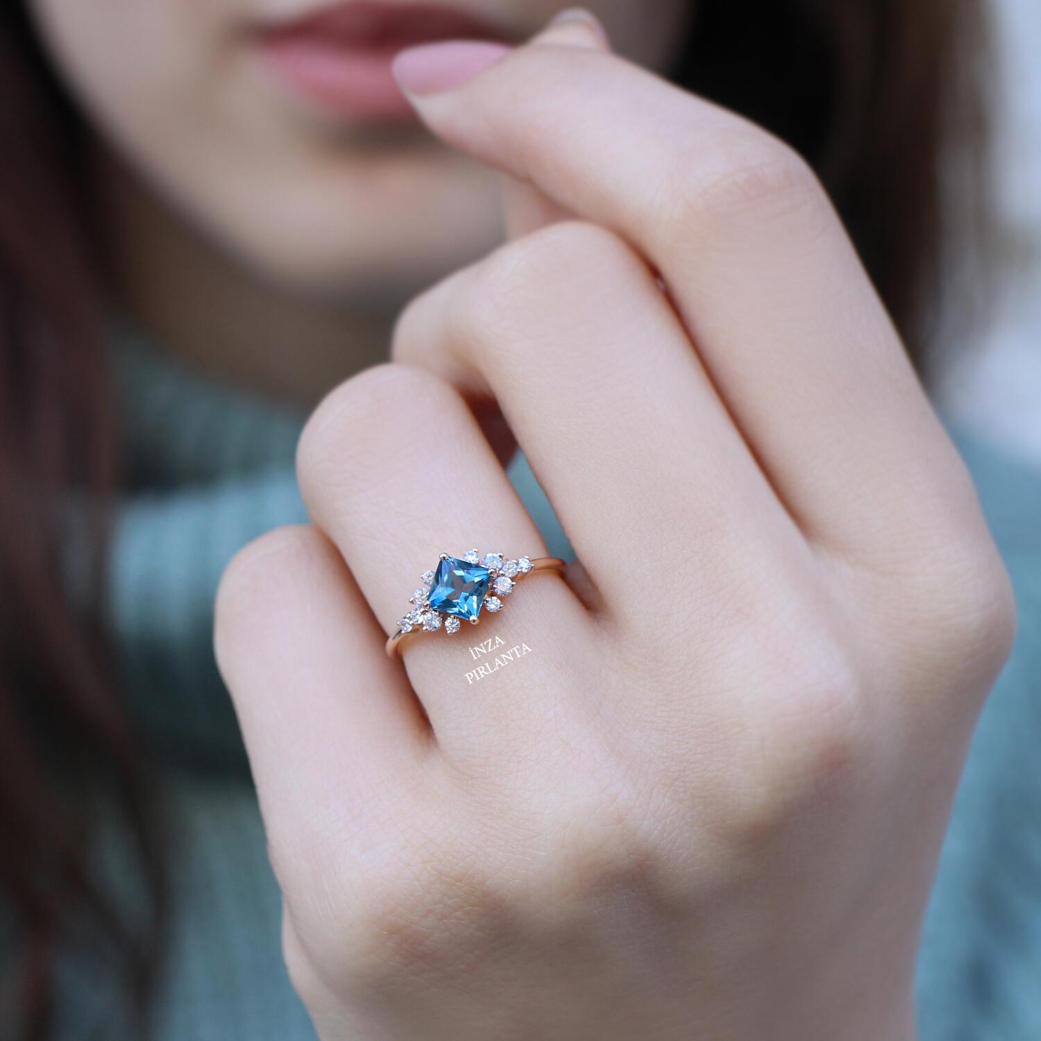 Vintage Princess London Blue & Diamond Ring