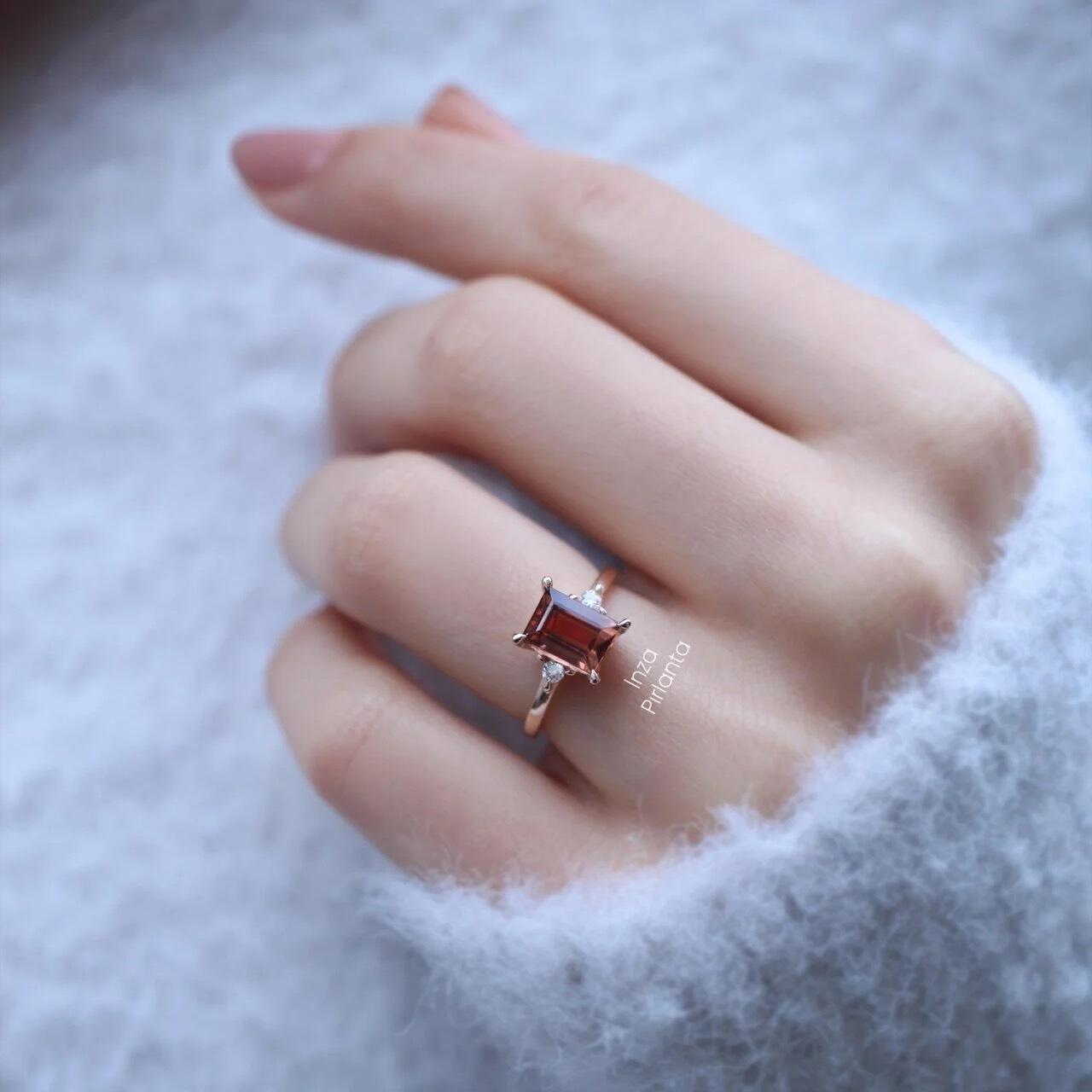 Vintage Design Tourmaline & Diamond Ring