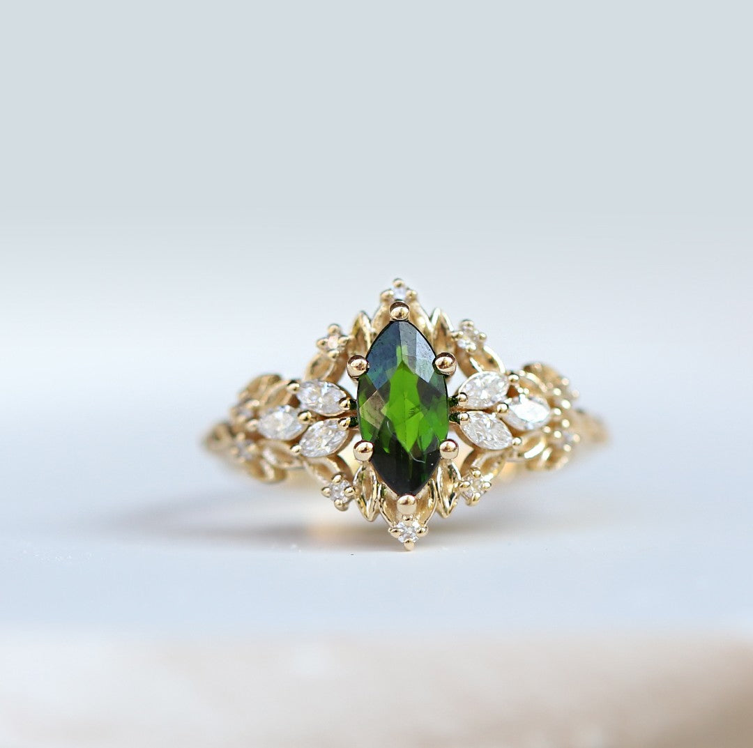 Vintage Vera Diamond & Green Topaz Ring