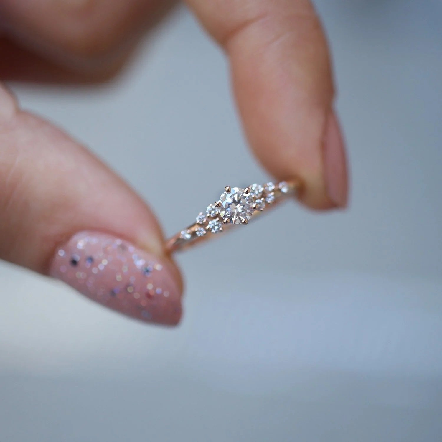 0.38 Karat Vintage Spezialdesign Asymmetrie Diamant Solitärring