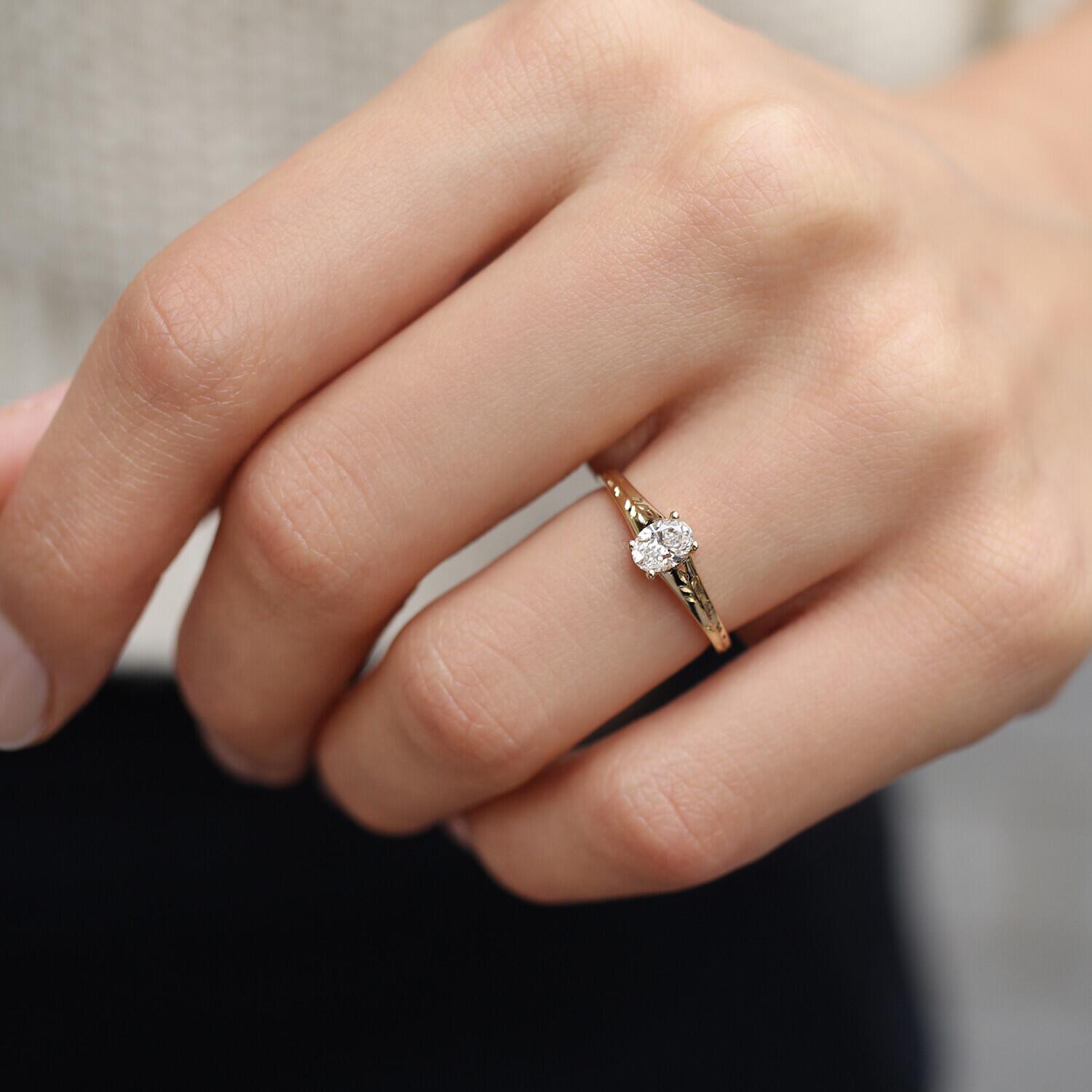0.40 Carat F SI2 GIA Certified Vintage Kate Design Diamond Ring