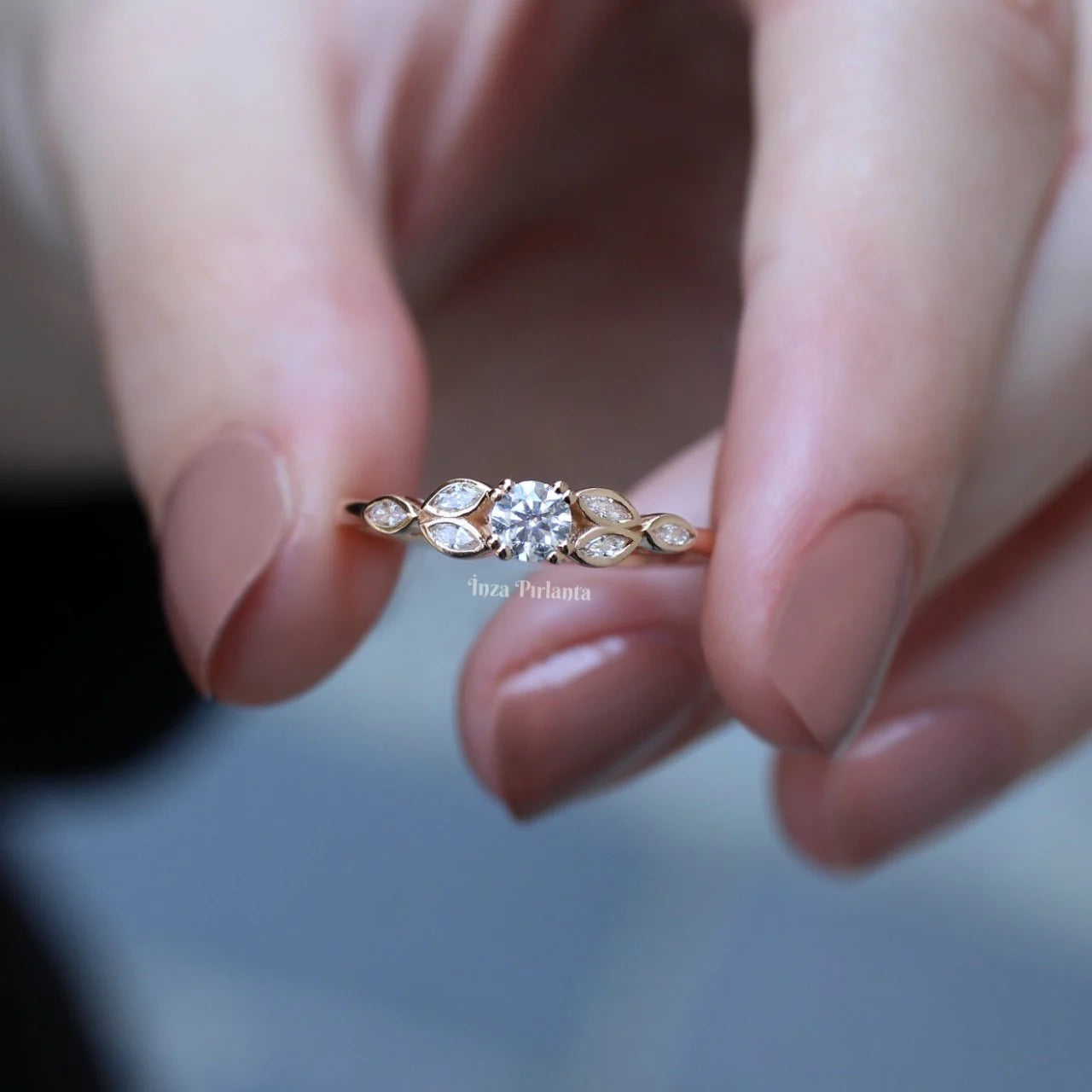 0.40 Karat Vintage Design Marquis Diamantring