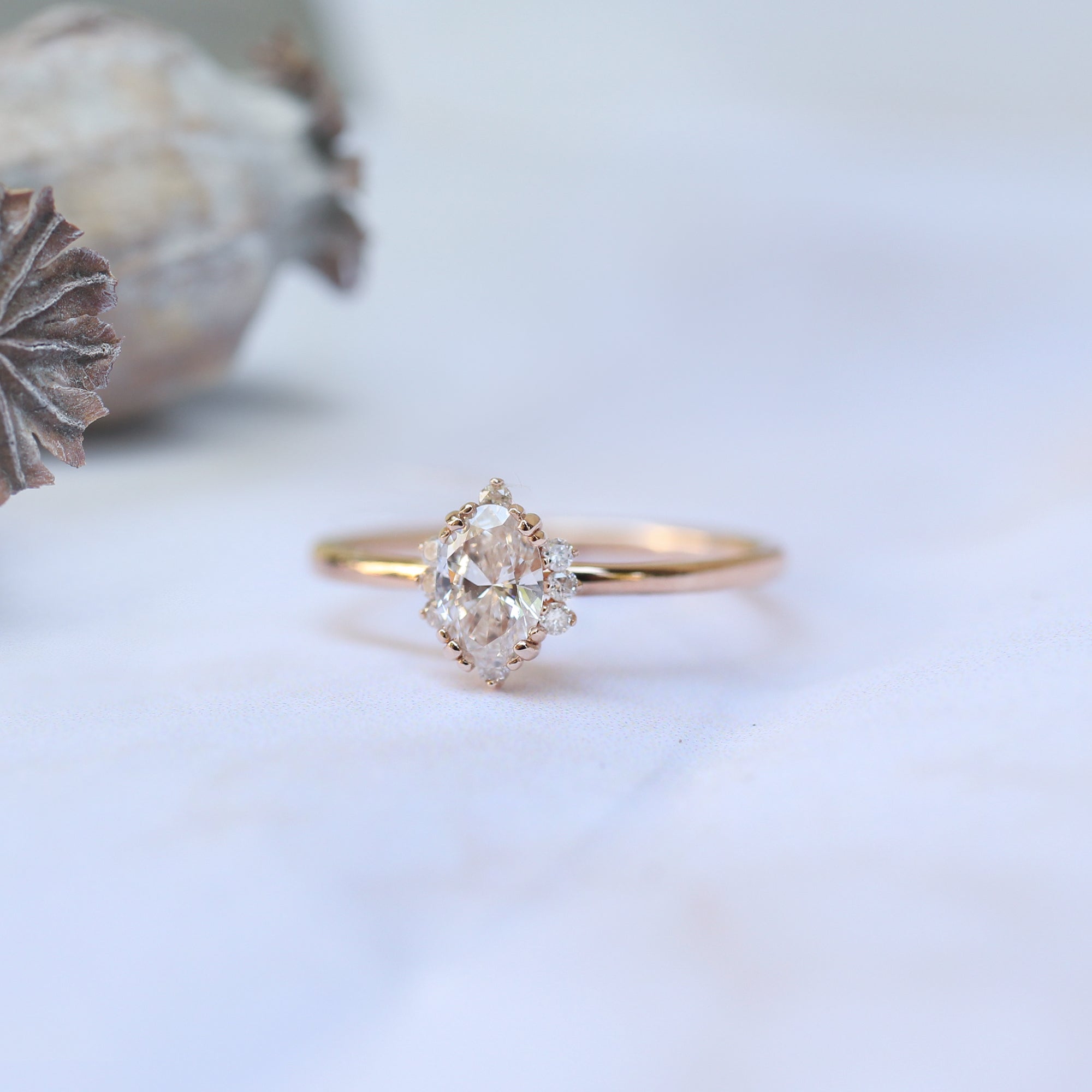 0.45 Karat Vintage Design Elis Diamantring
