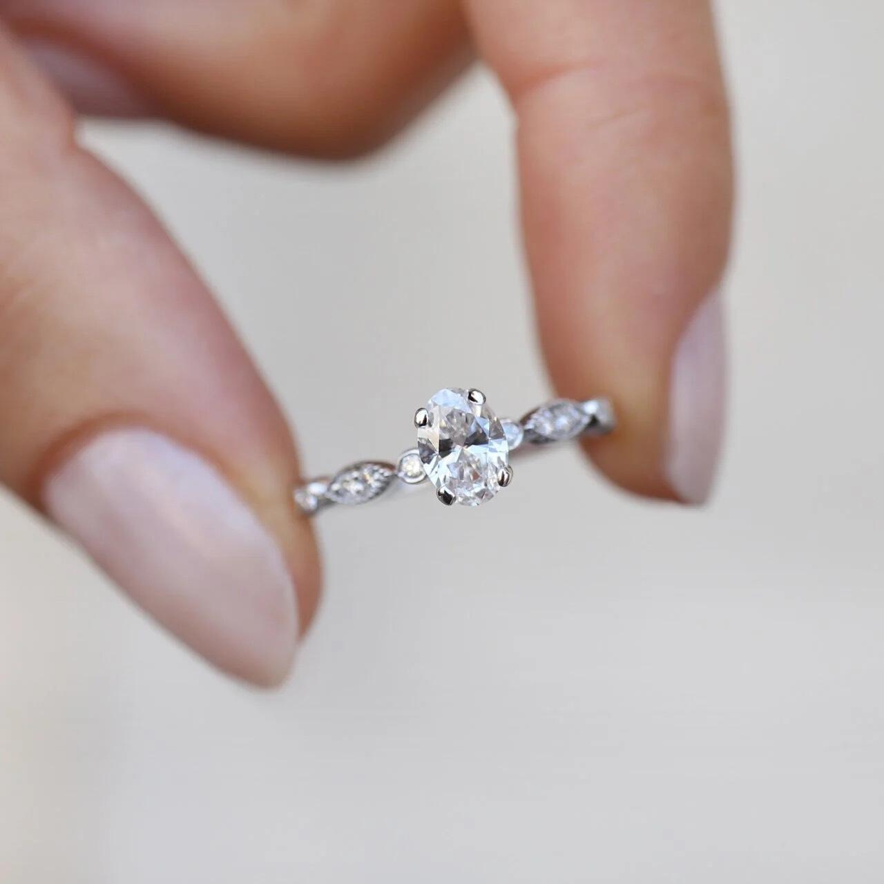 0.62 Carat Vintage Design Oval Diamond Solitaire Ring