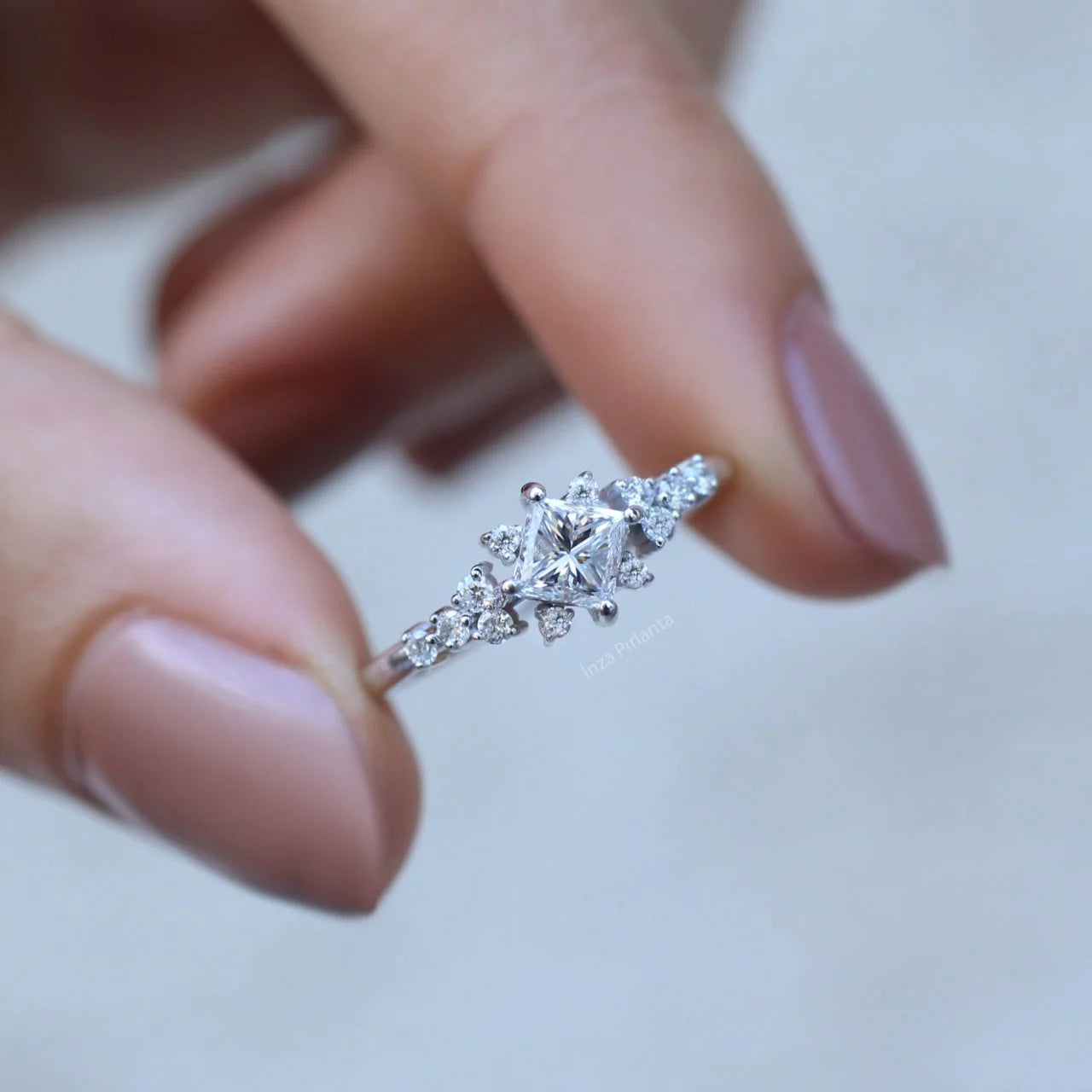 0.65 Karat Vintage Pırlanta Prenses Yüzük