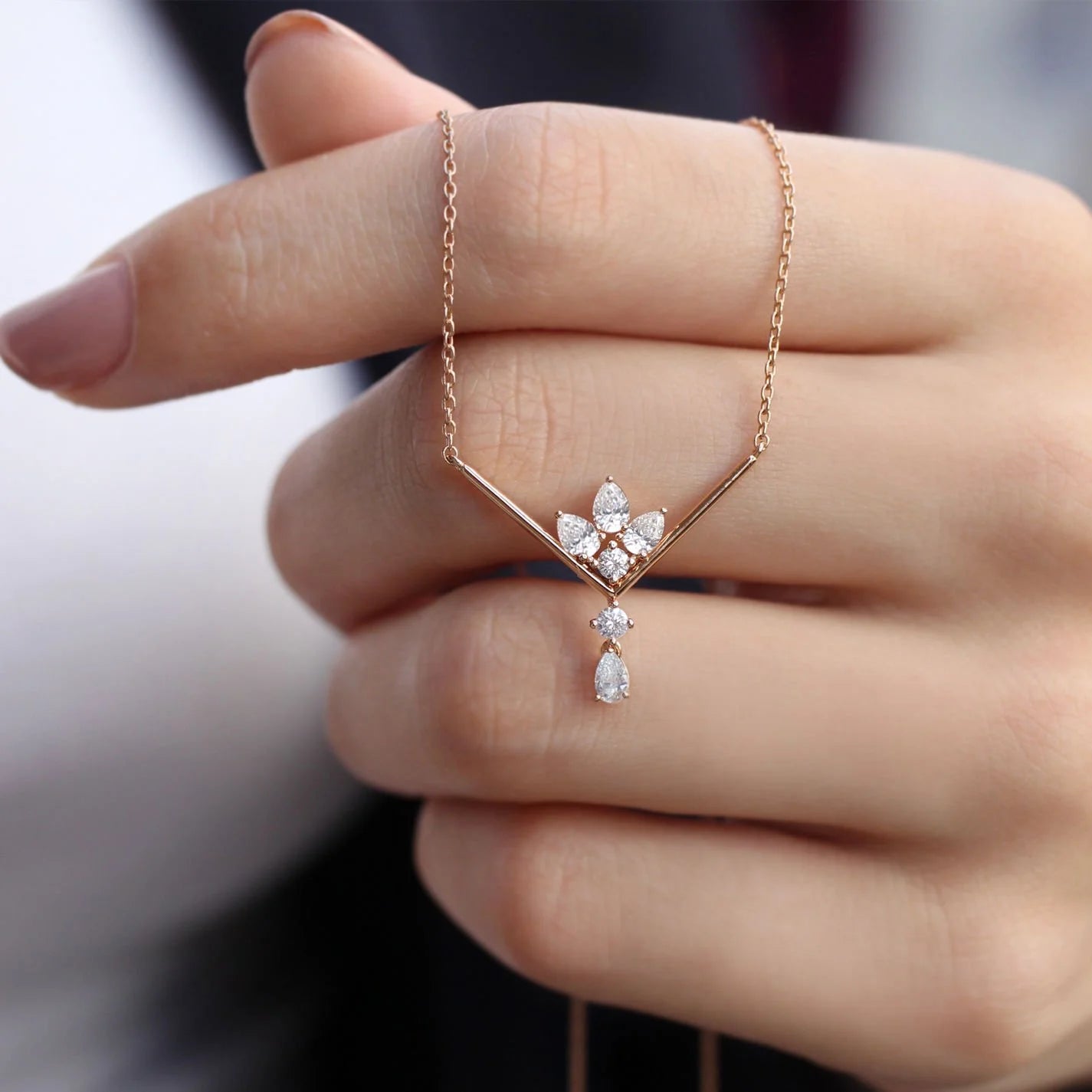 0,70 Karat Sonderanfertigung Tropfenförmige Diamantkette