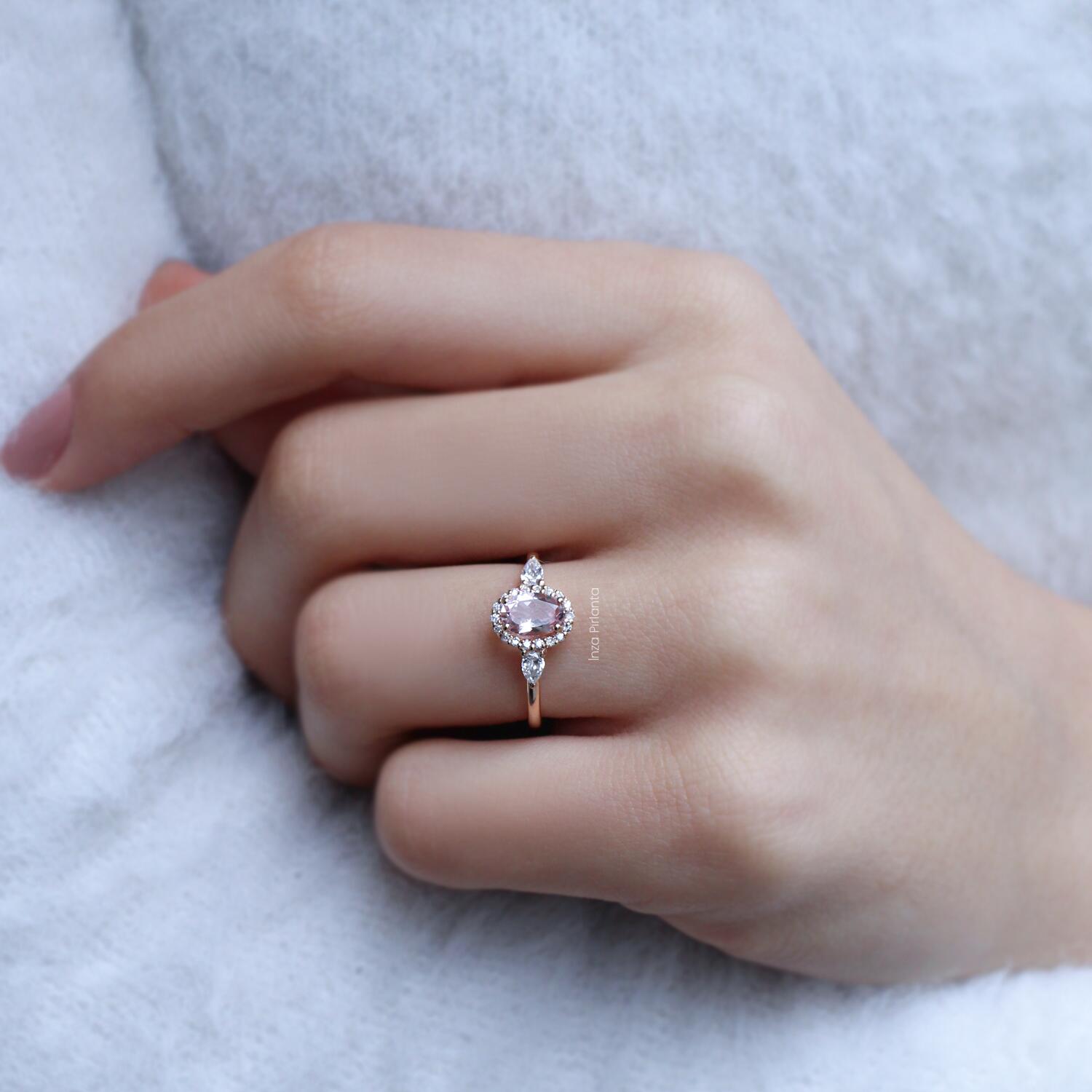 Vintage Damla Morganite & Diamond Ring