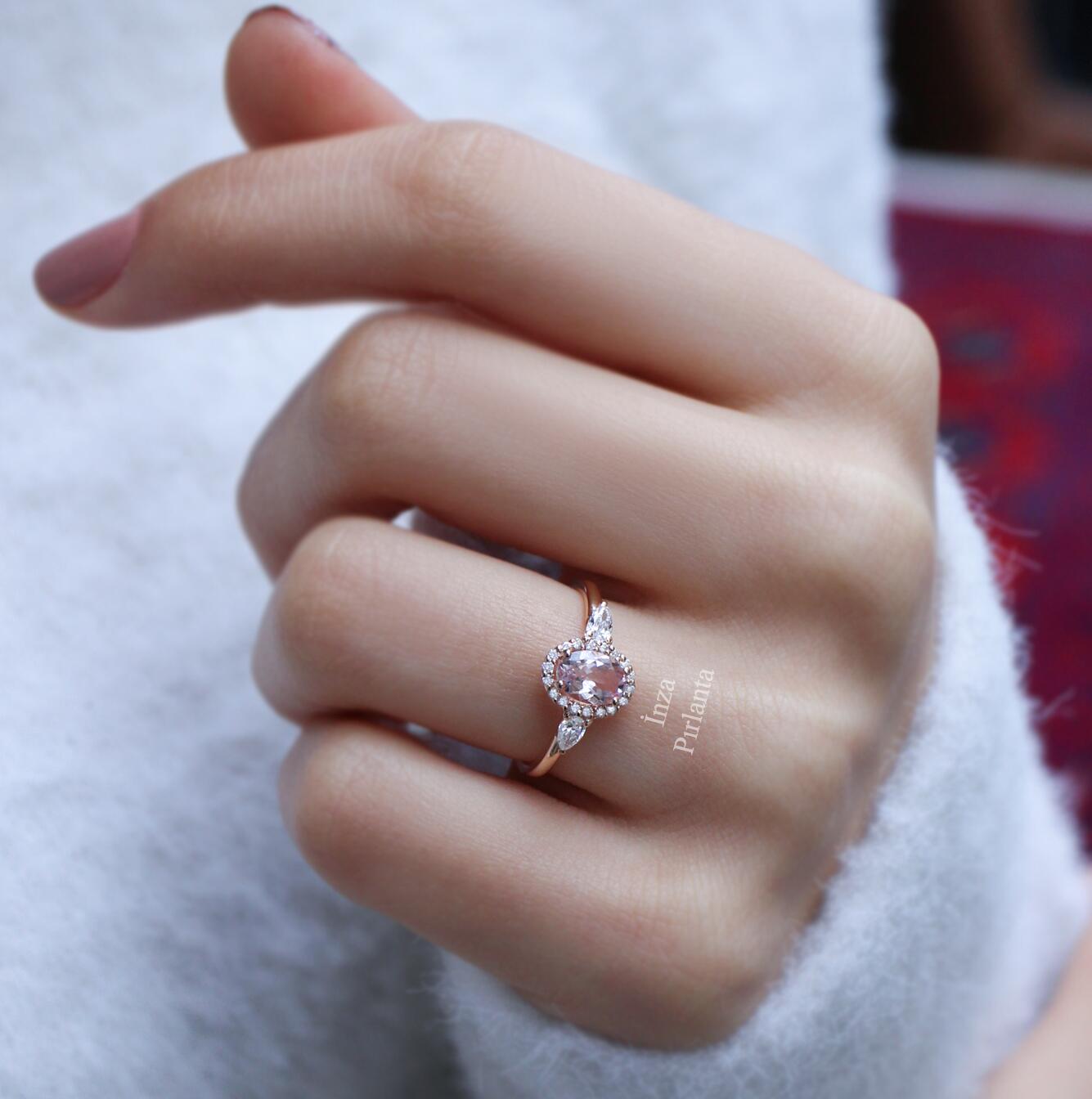 Vintage Damla Morganite & Diamond Ring