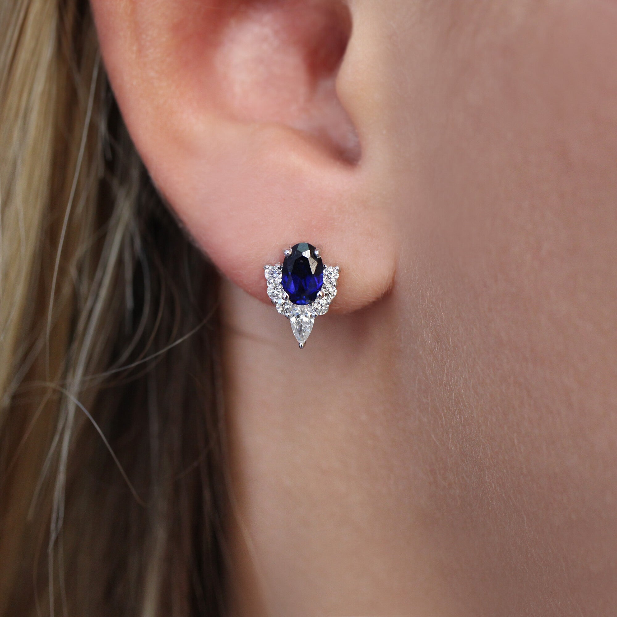 Design Sapphire & Diamond Earrings