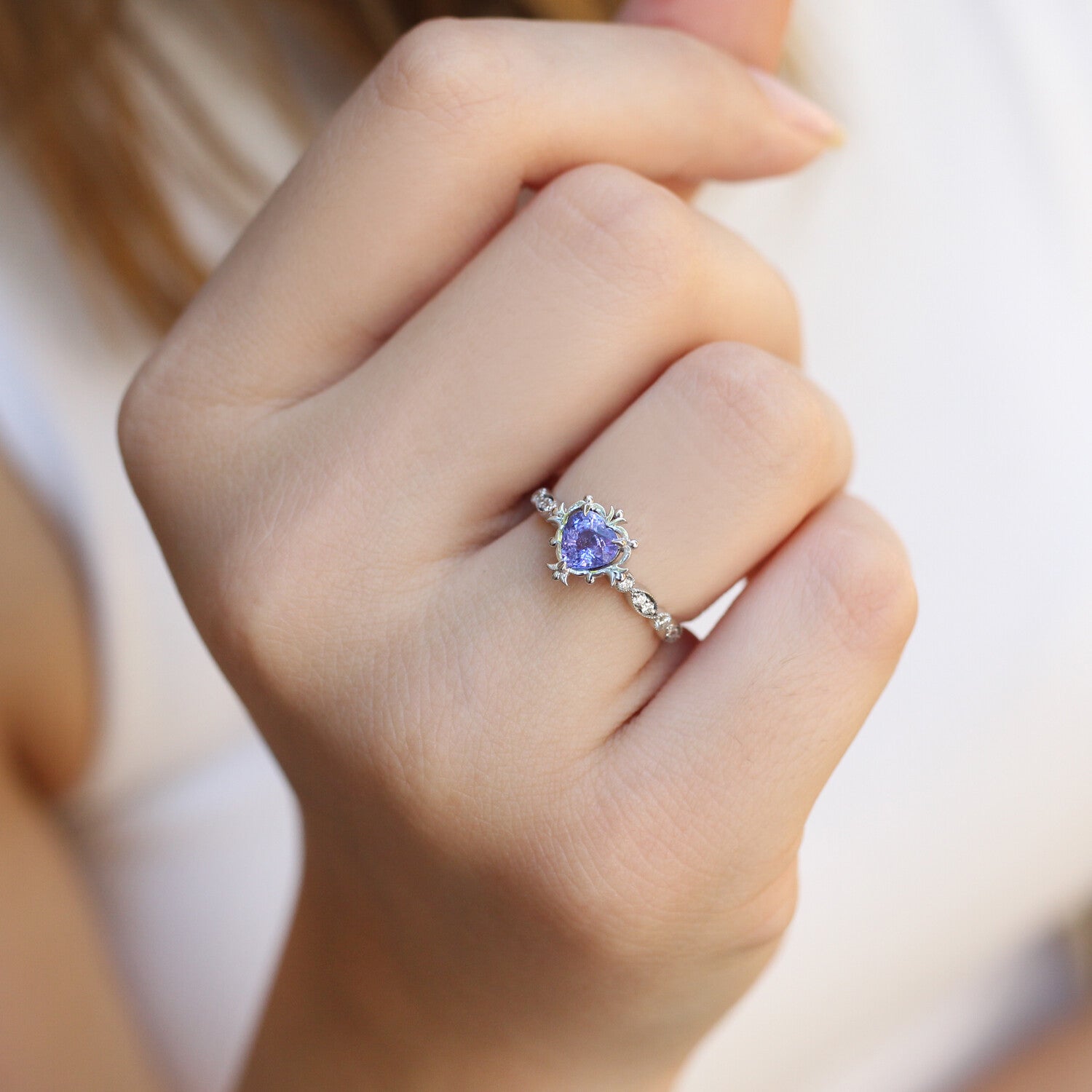Vintage Aria Tanzanite & Diamond Ring