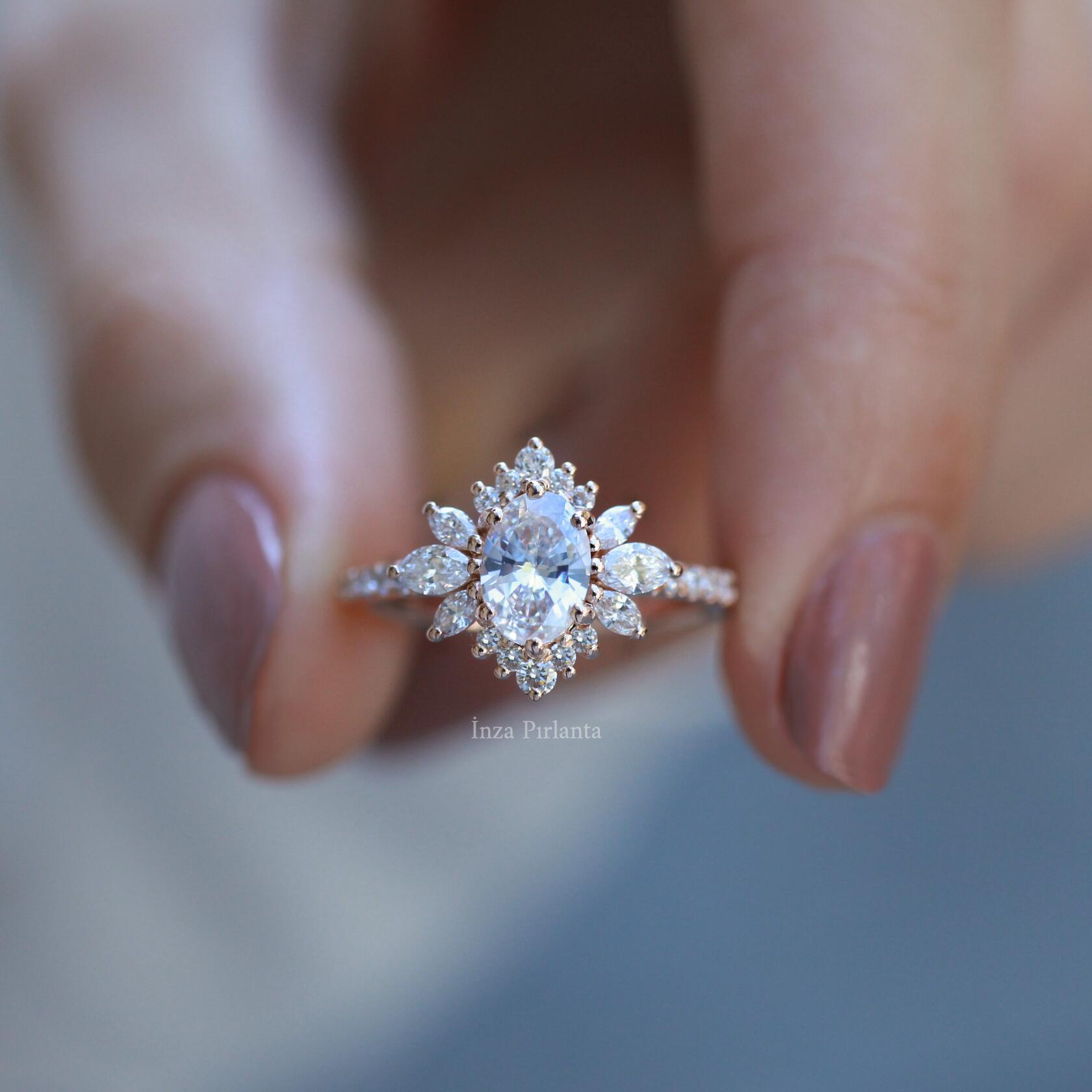 Vintage Artemis White Topaz & Diamond Ring