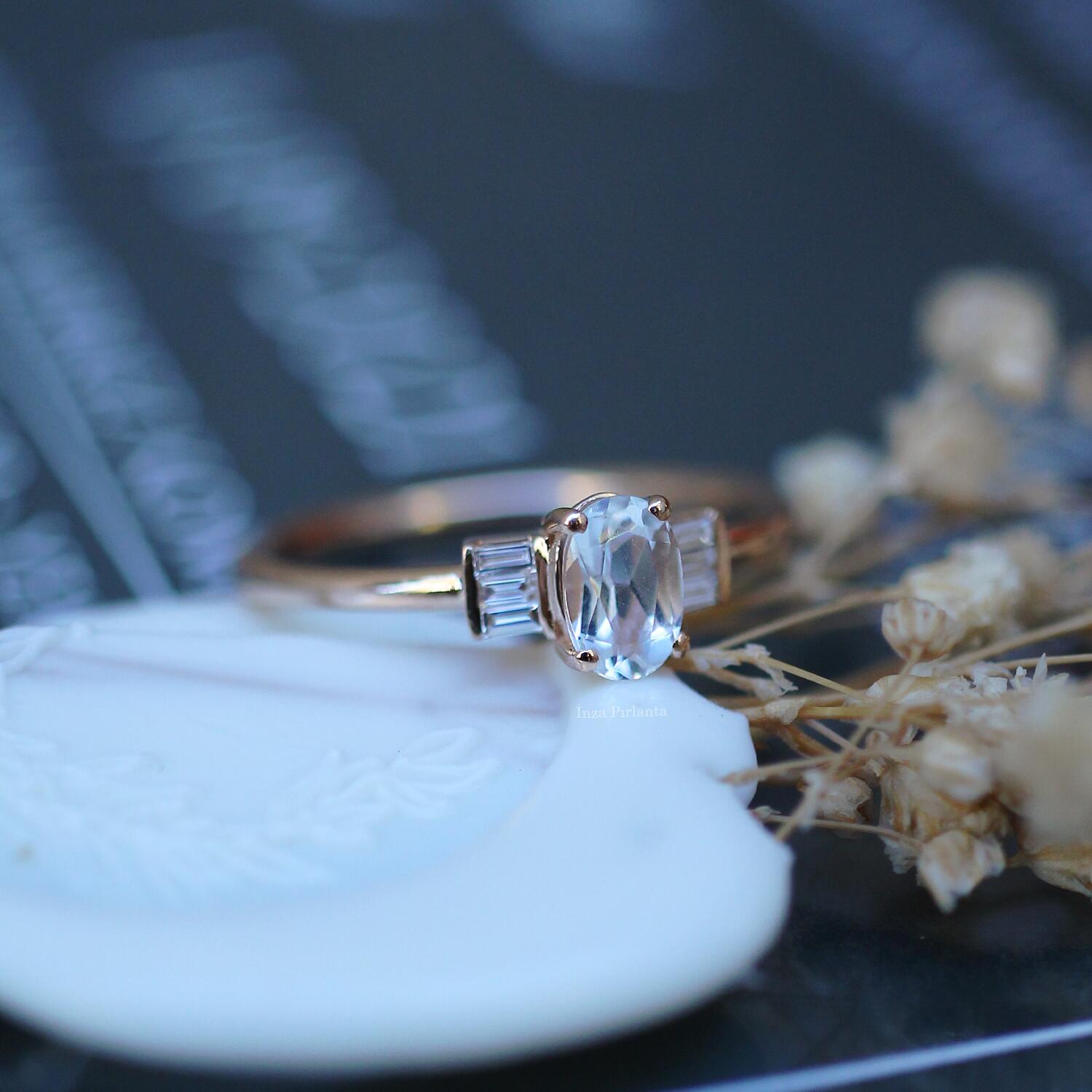 Vintage White Sapphire & Diamond Ring