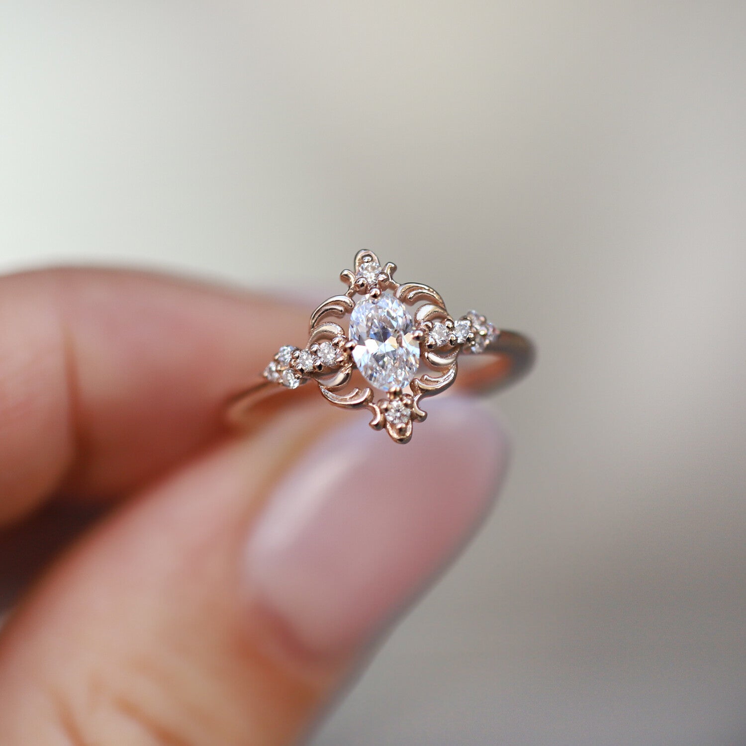 Vintage Lara White Topaz & Diamond Ring