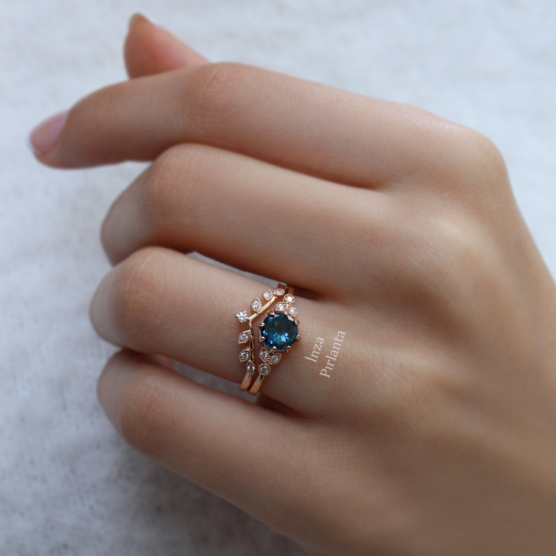 Vintage Dal & Ocean Diamond Ring