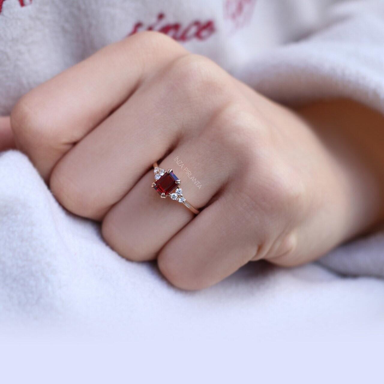 Vintage Lily Garnet & Diamond Ring