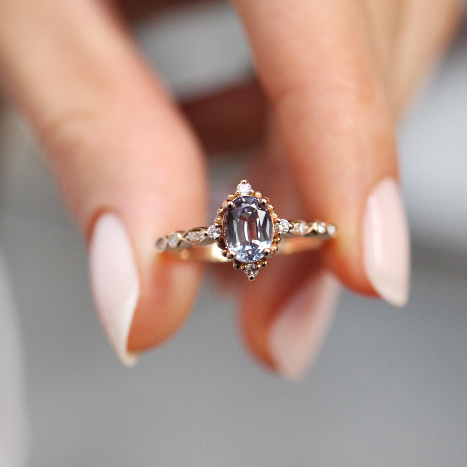 Vintage Mini Selius Alexandrite & Diamond Design Ring