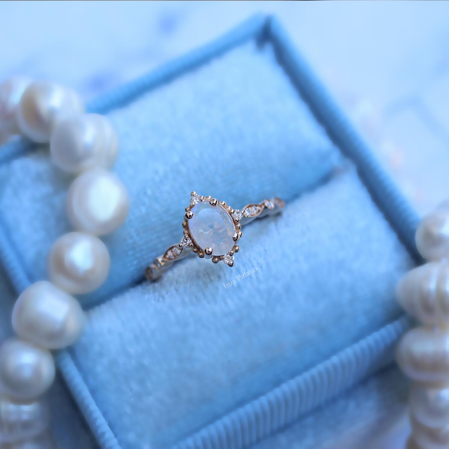 Vintage Mini Selius Moonstone & Diamond Ring