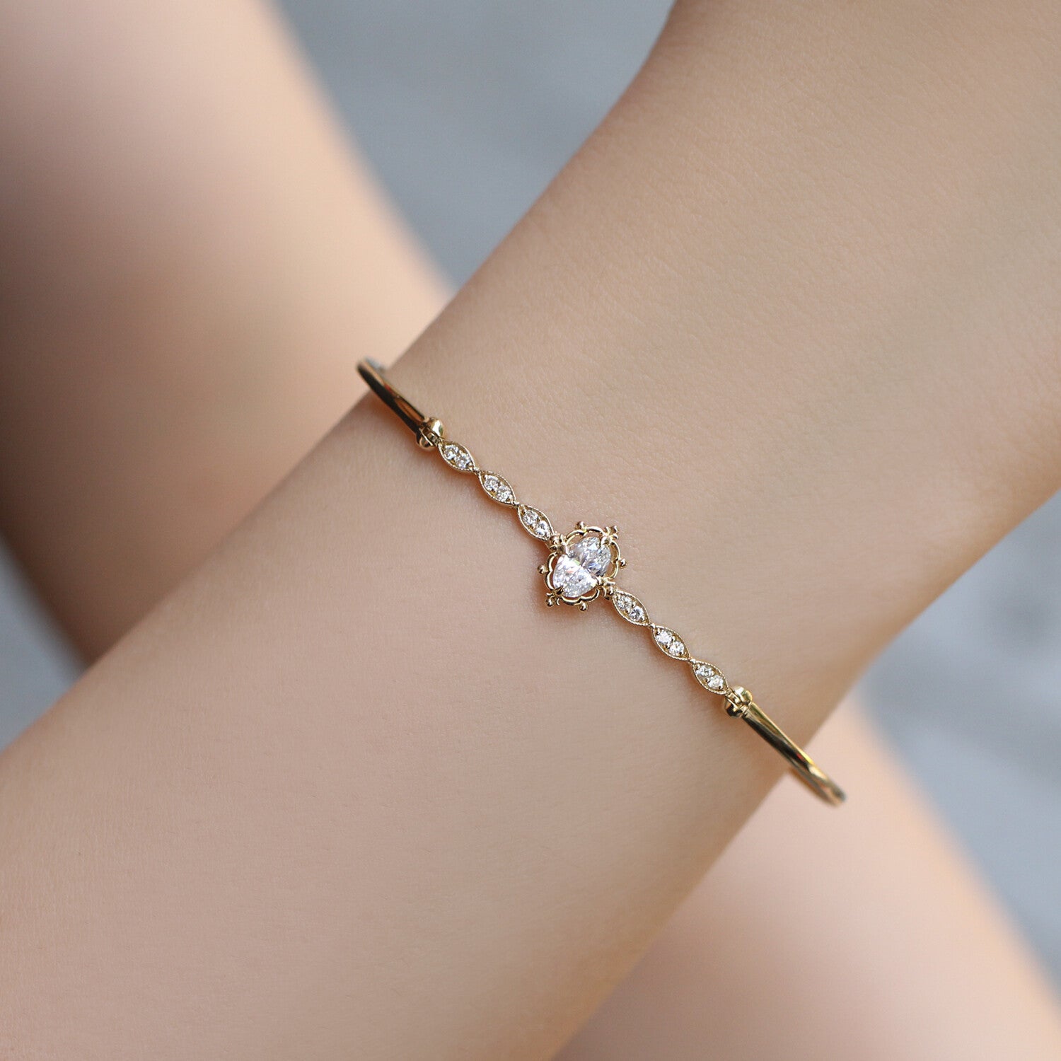 Vintage Custom Design Aria White Topaz & Diamond Bracelet