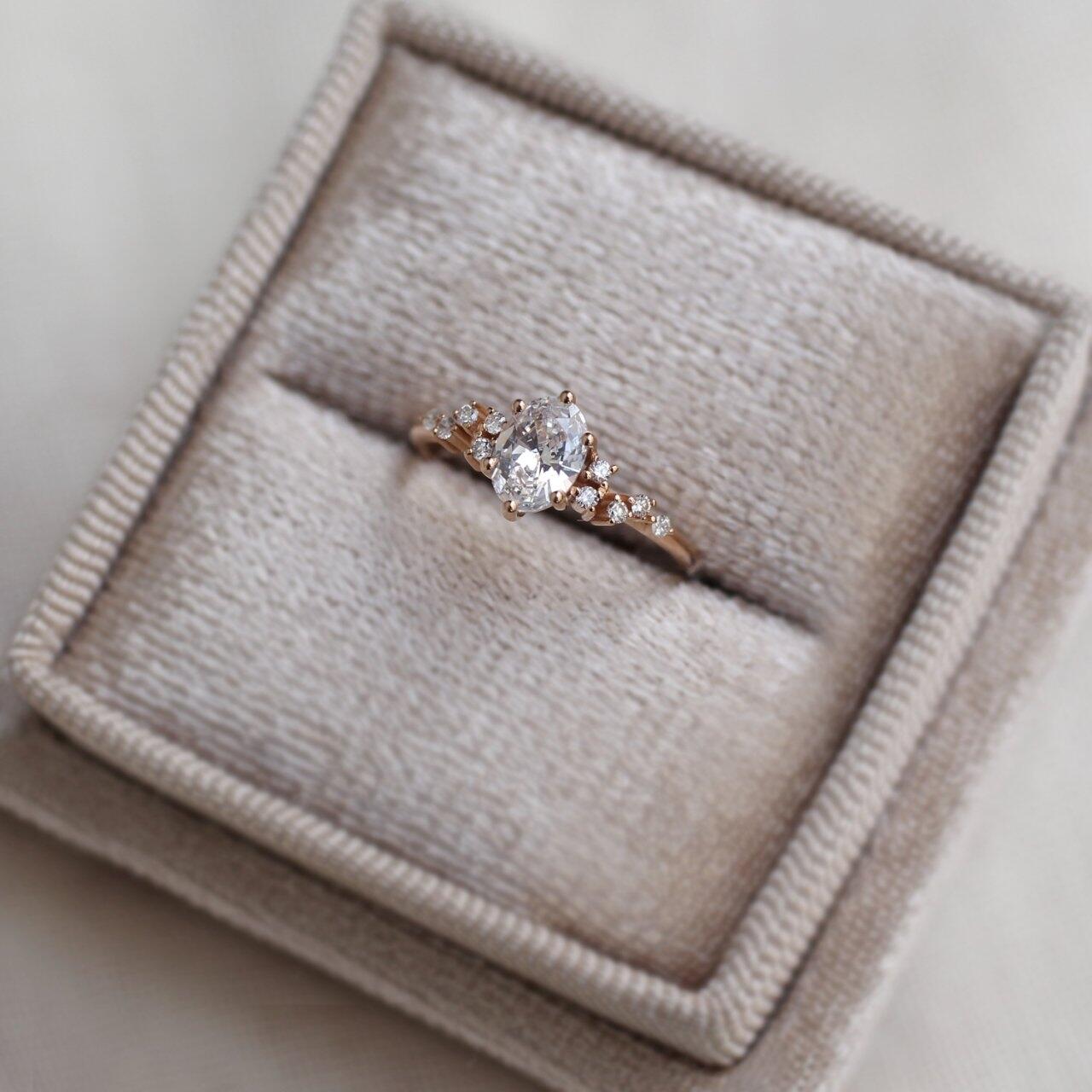 Vintage Special Design Asymmetric Diamond & White Topaz Ring