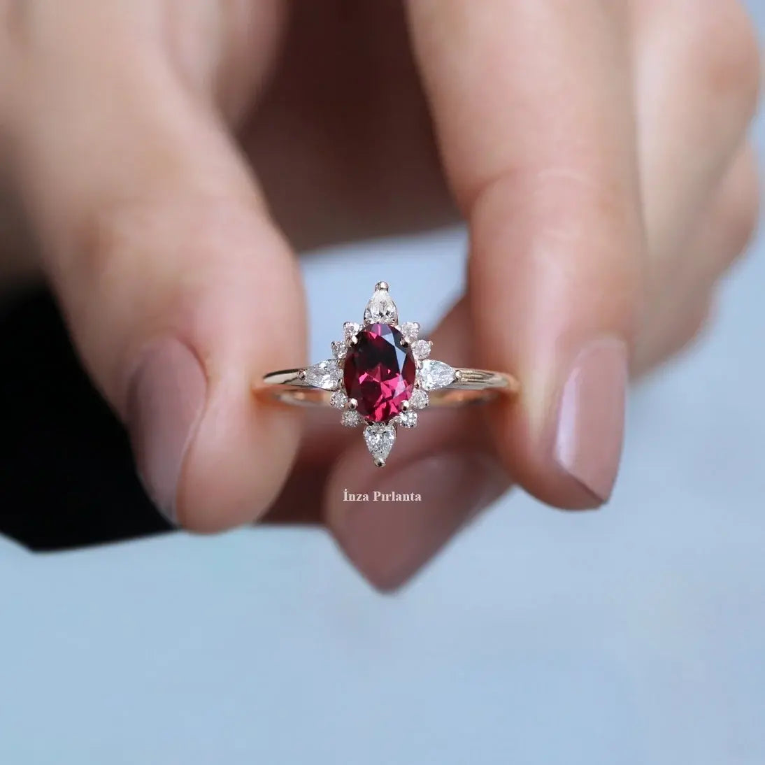 Vintage Selius Diamond & Rhodolite Ring