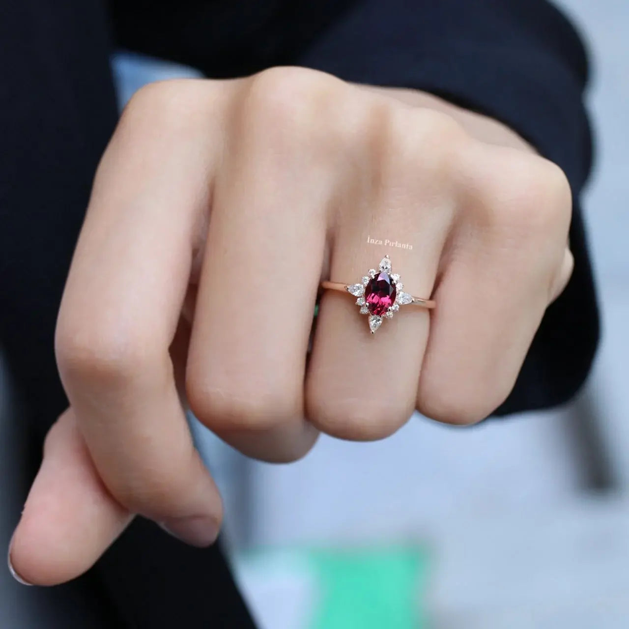 Vintage Selius Diamond & Rhodolite Ring