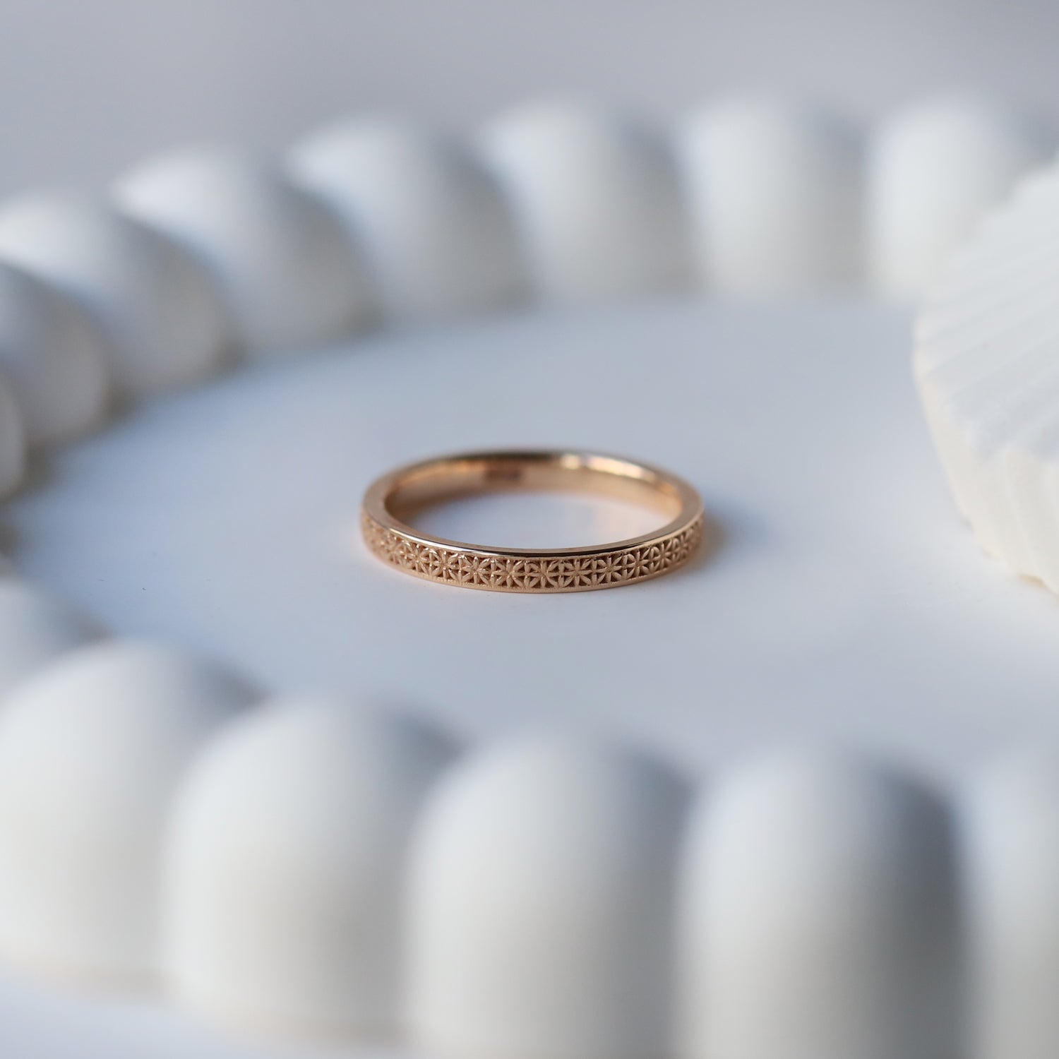 14K Gold Vintage Design Wedding Ring