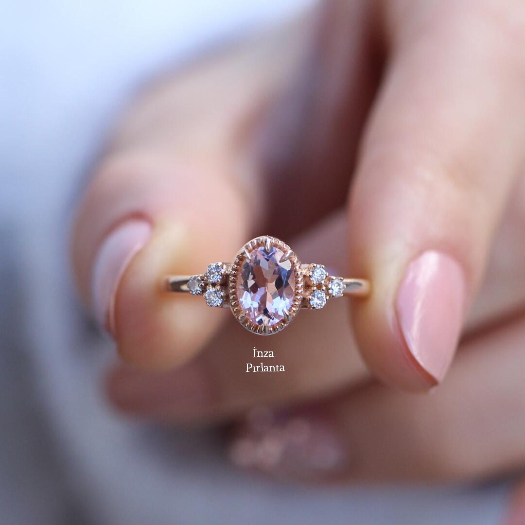 Vintage Design Morganite & Diamond Ring