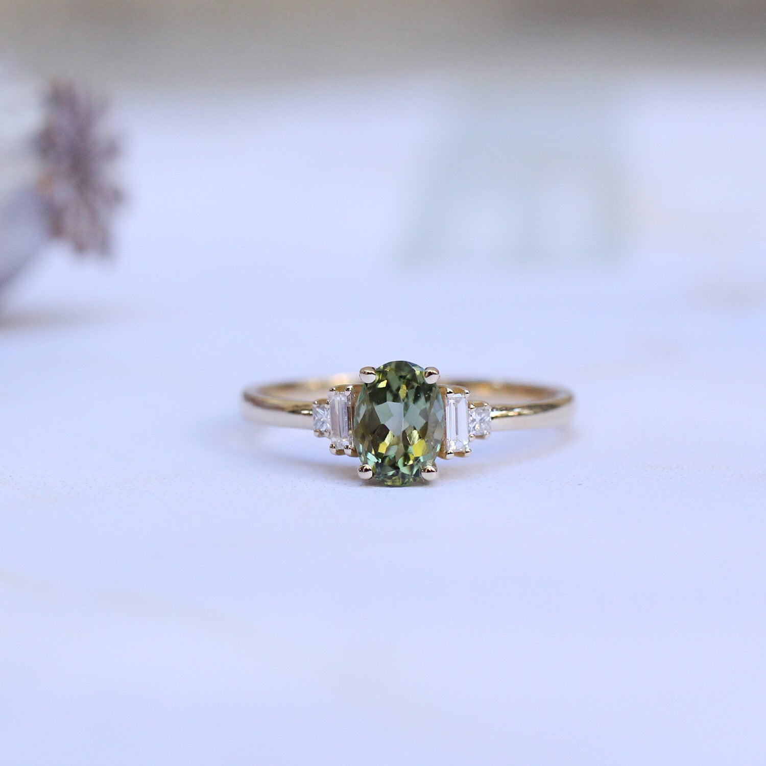 Vintage Grüner Turmalin & Diamant Ring