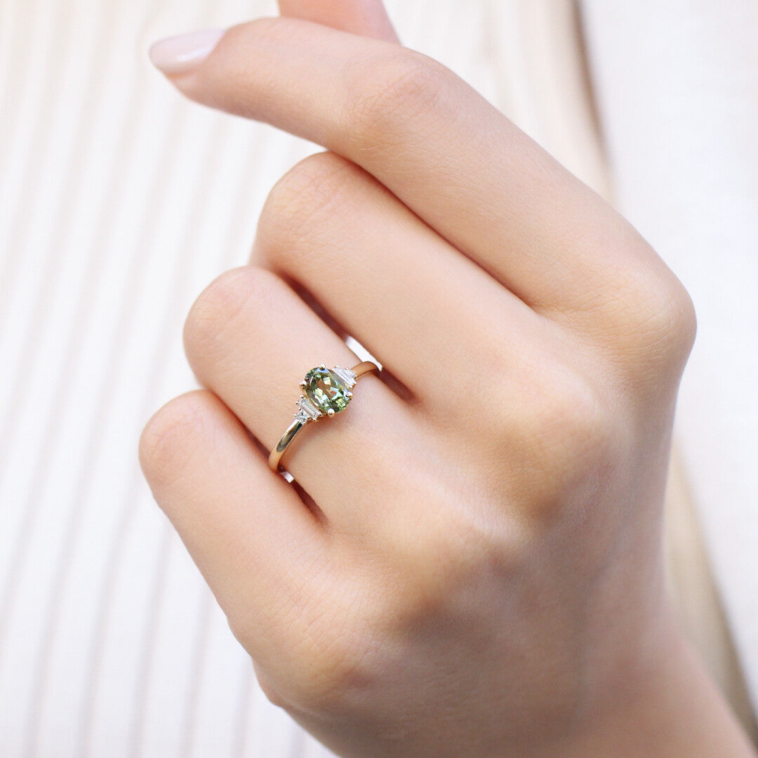 Vintage Green Tourmaline & Diamond Ring